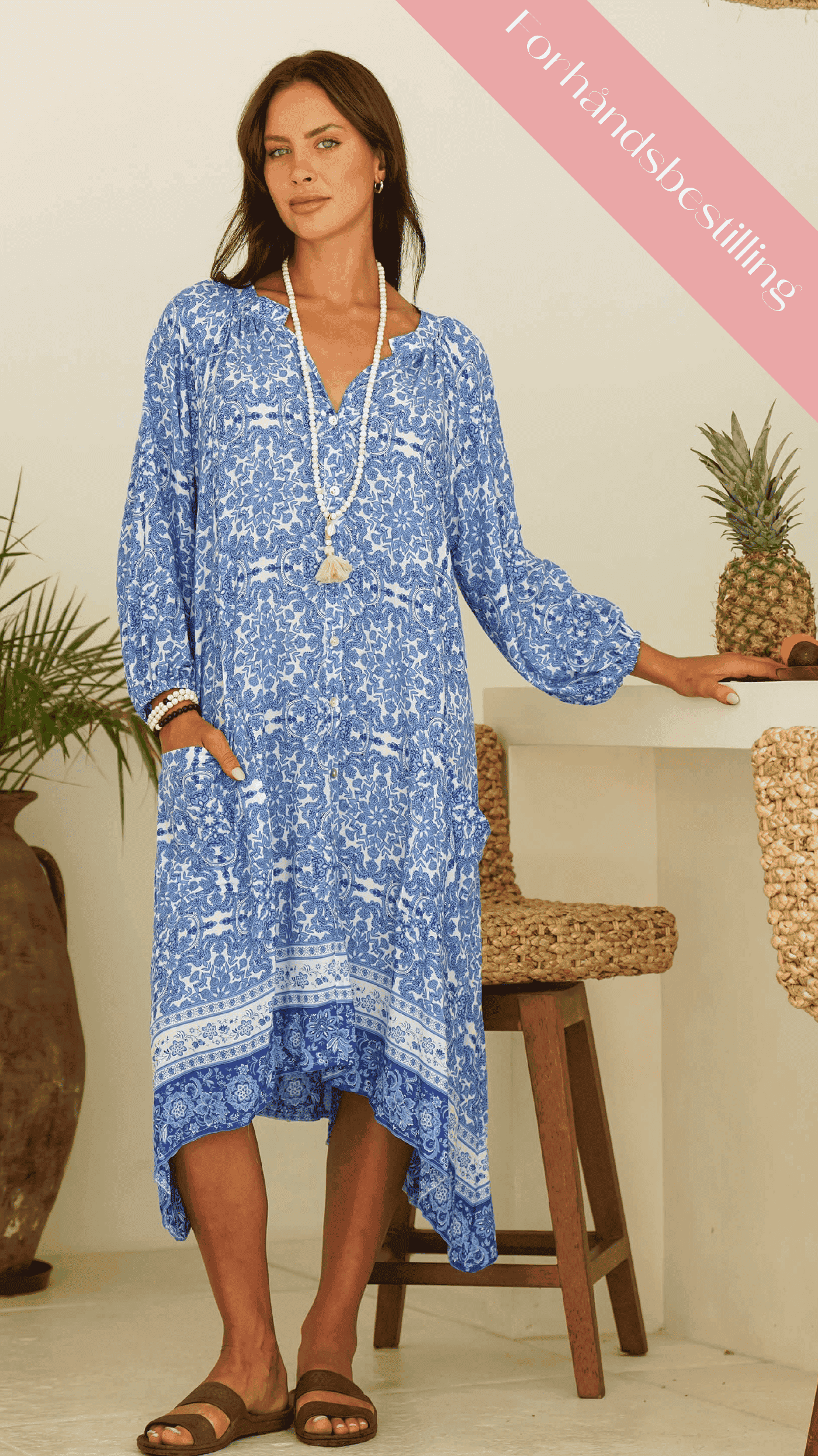 Blå og hvit luftig sommerkjole med knapper - Stemorfiol hverdagskjole