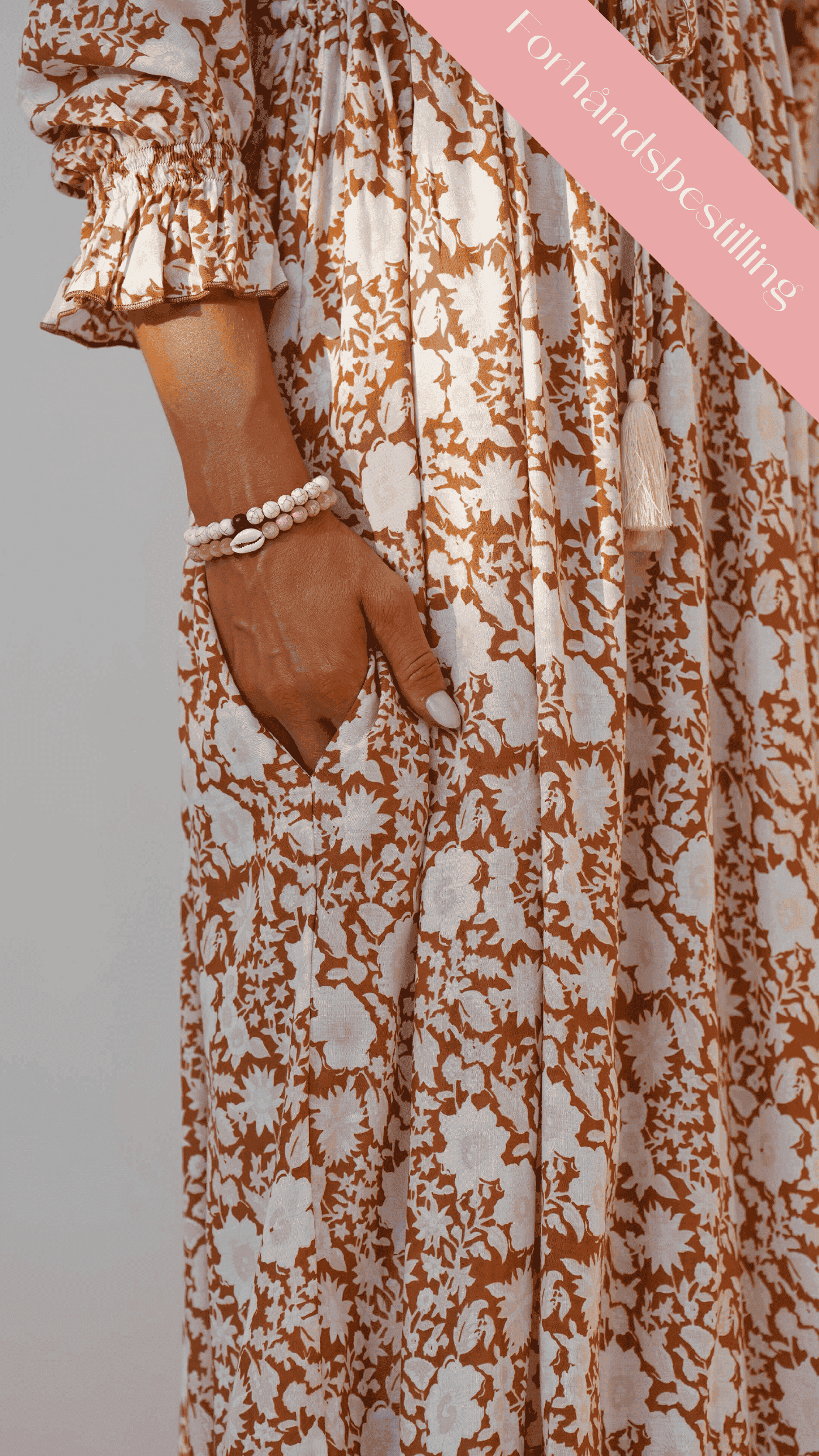 Brun bohemsk kjole med lange ermer - Georgine maxikjole