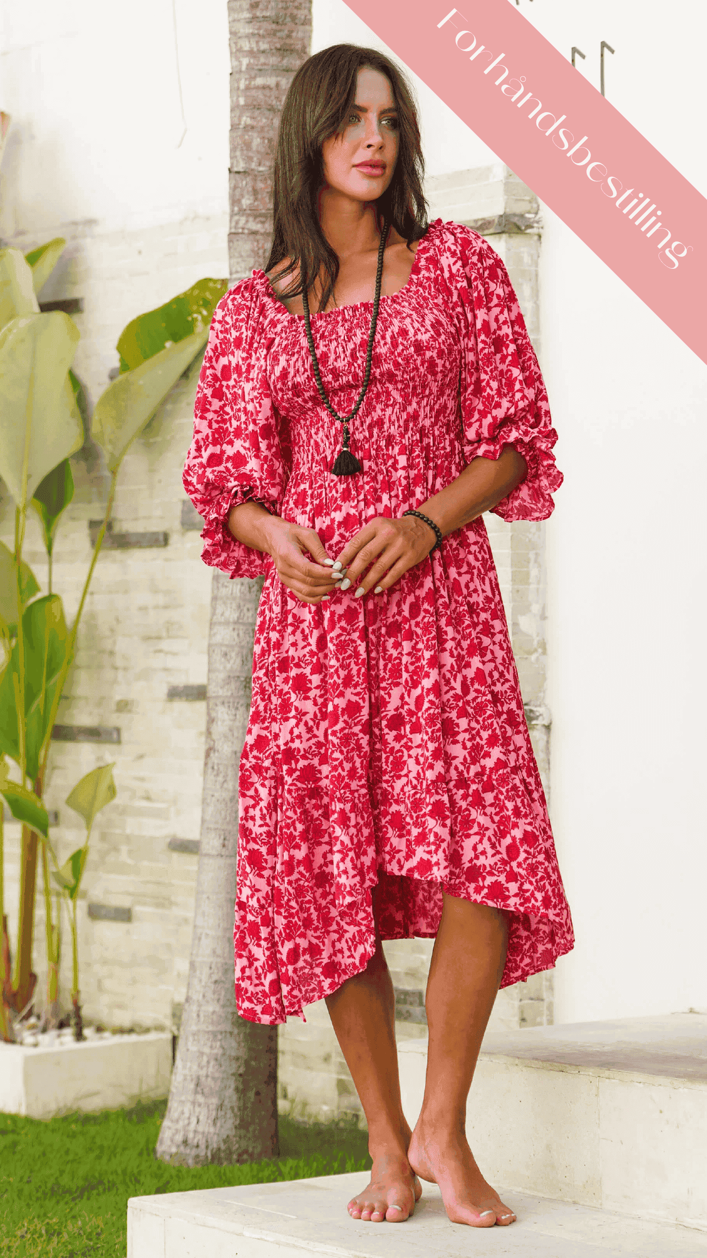 Rosa og rød midikjole med vaffelsøm - Snøklokke sommerkjole