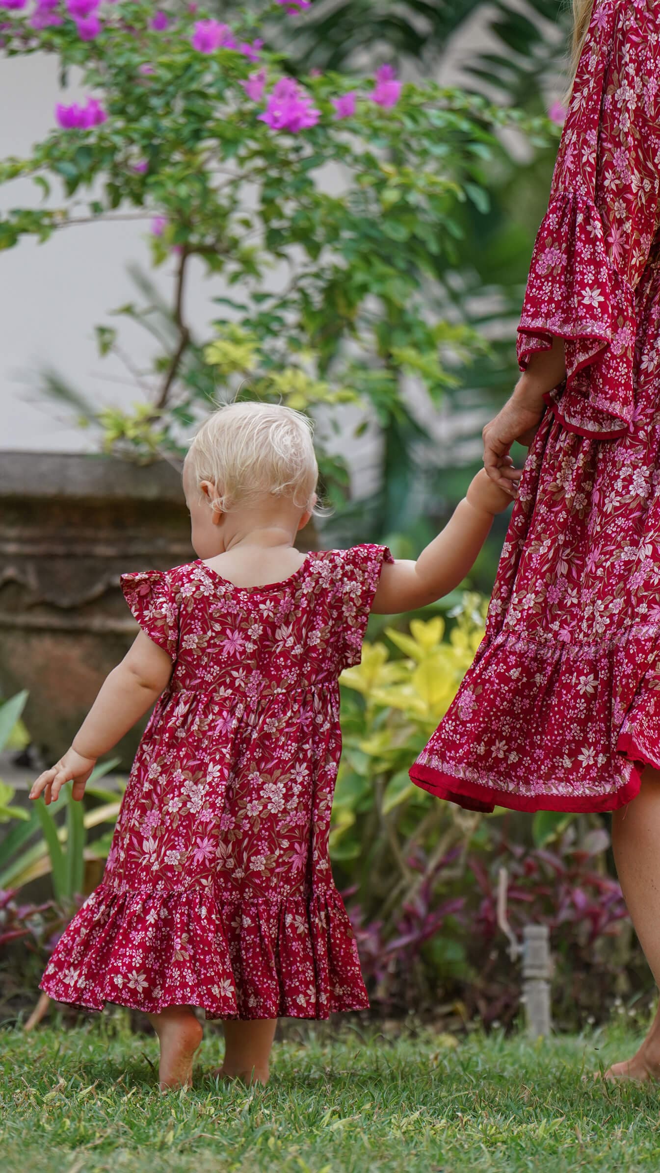 burgunder barnekjole