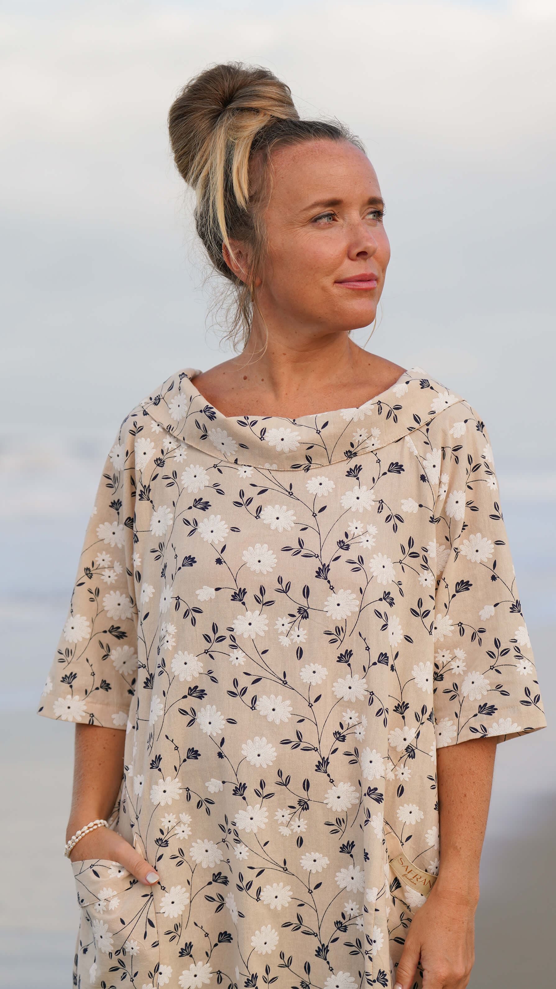 linkjole med blomsterprint