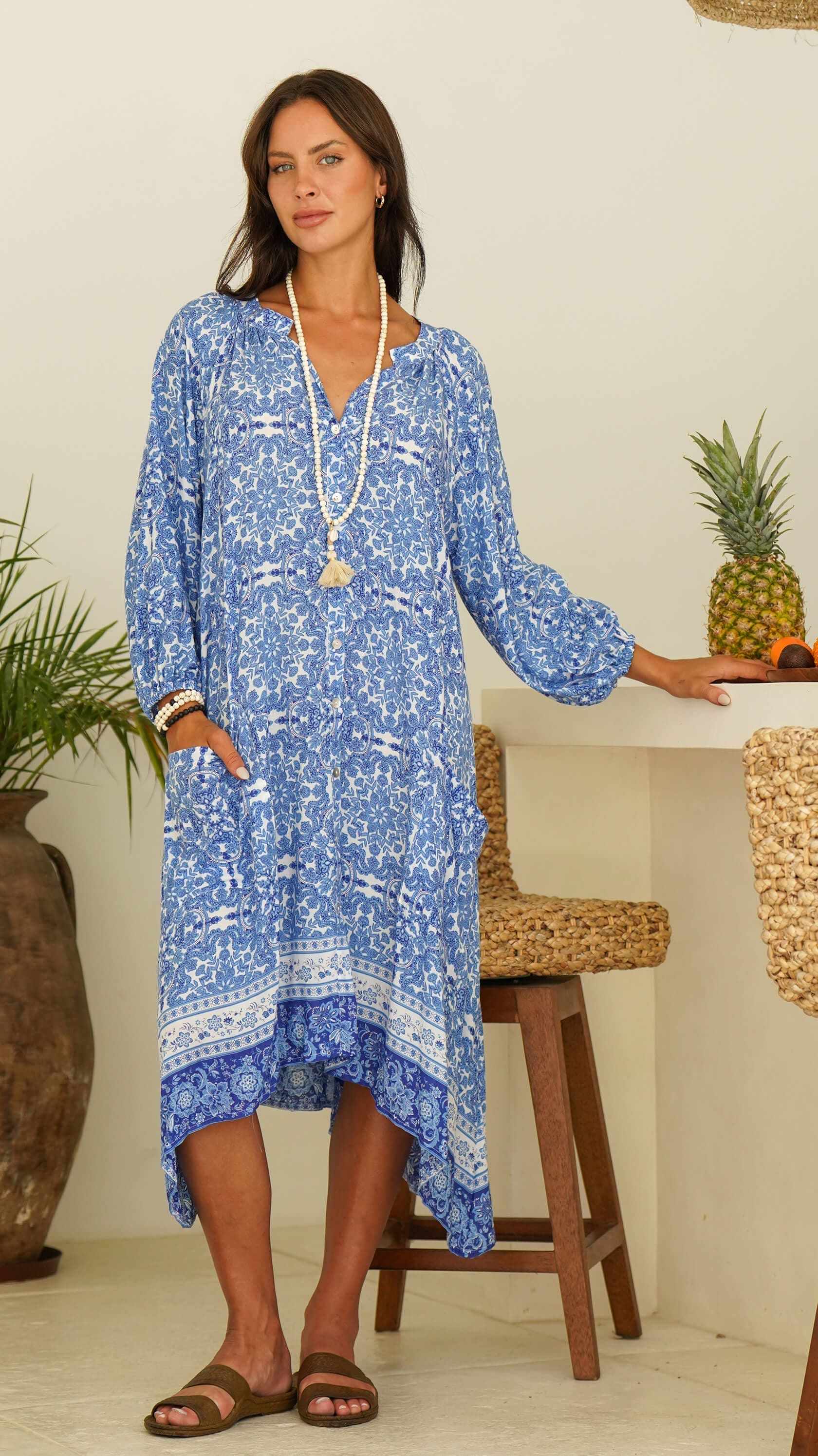 Luftig sommerkjole med knapper