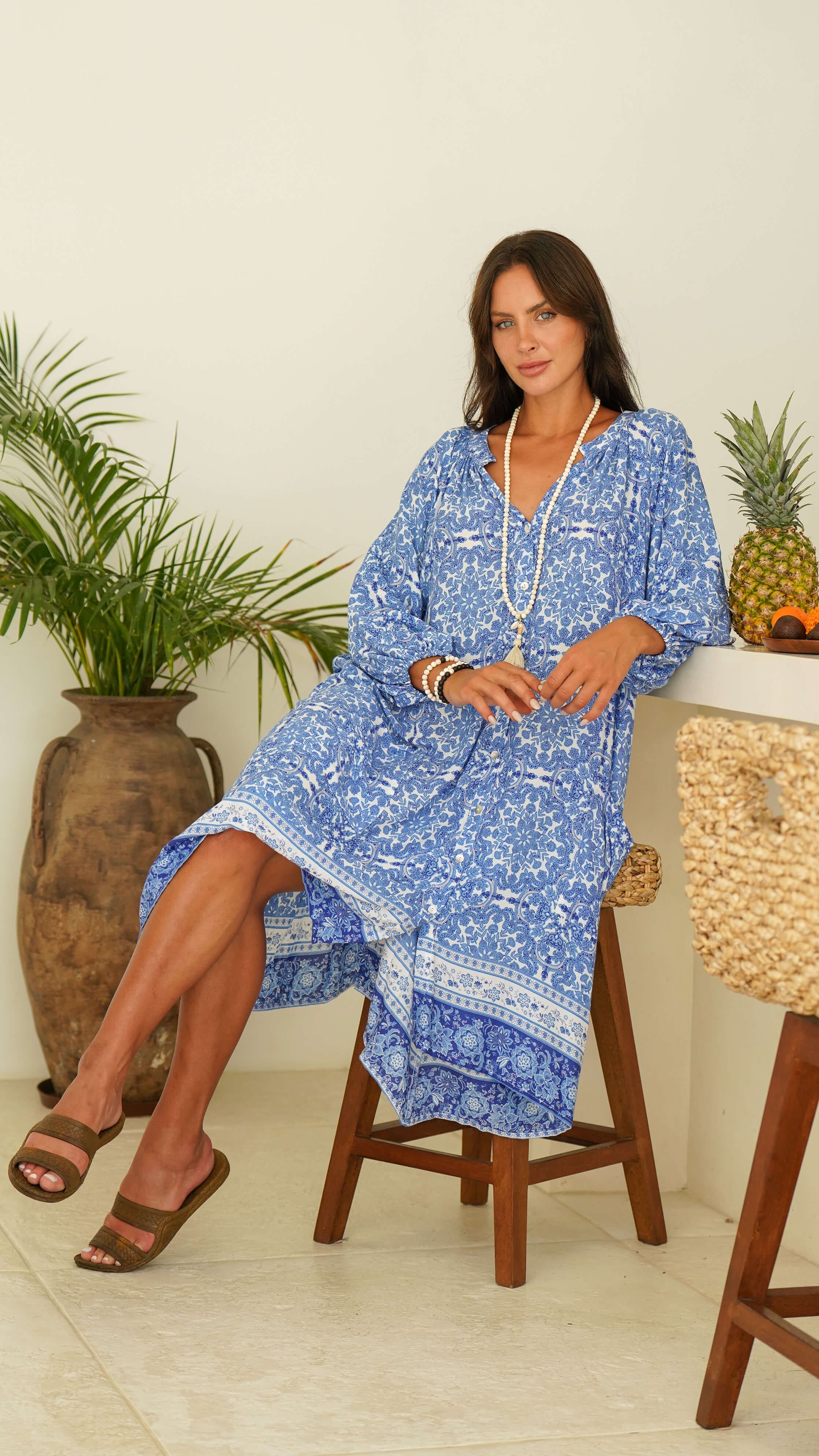 Luftig sommerkjole med knapper