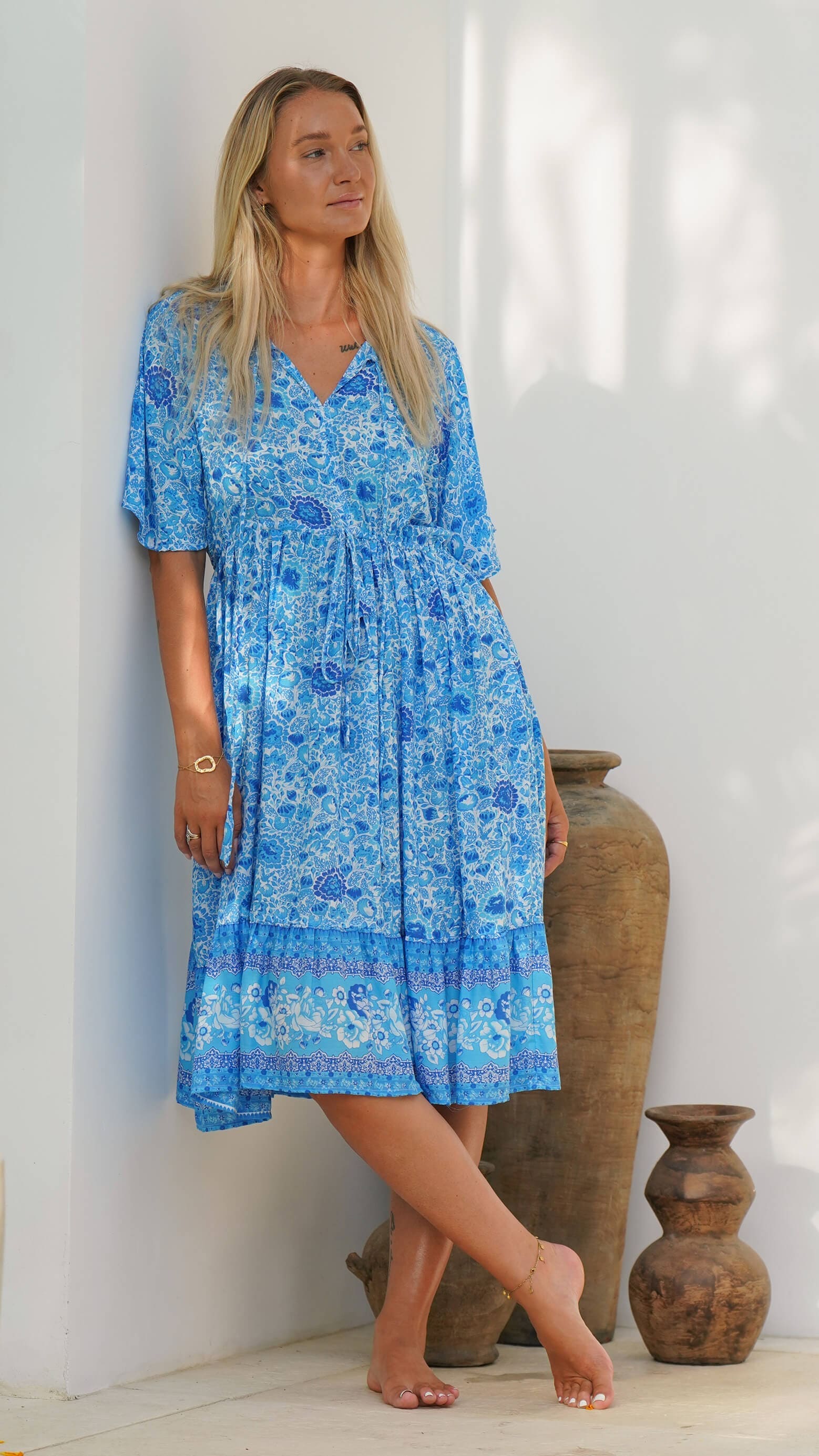 Blå kort bohemsk sommerkjole