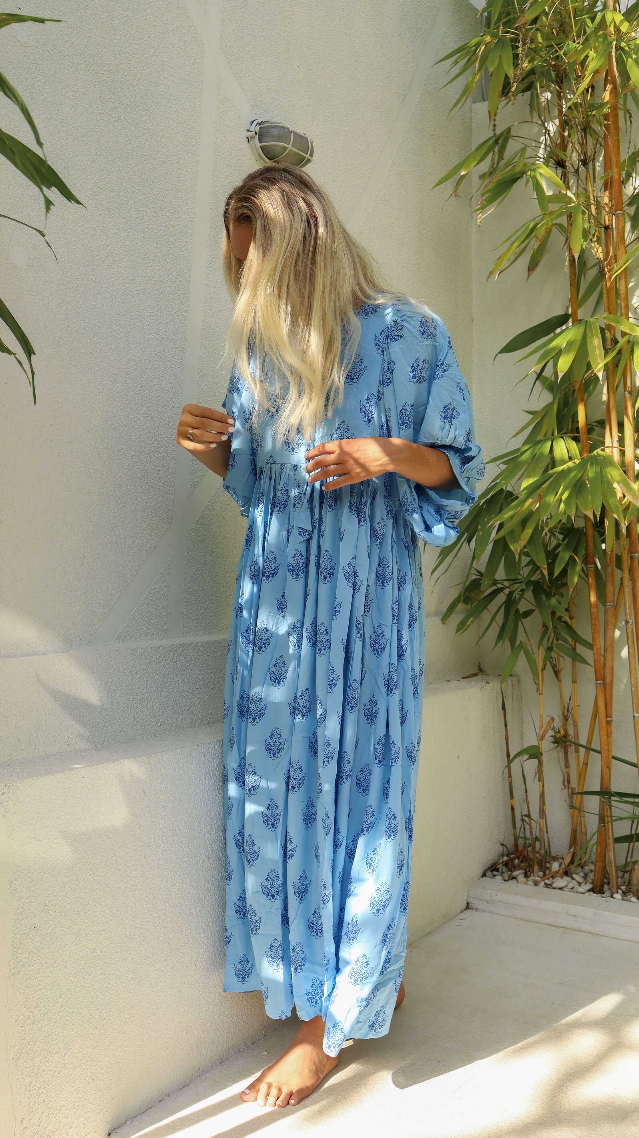 Lyseblå maxikjole med lommer