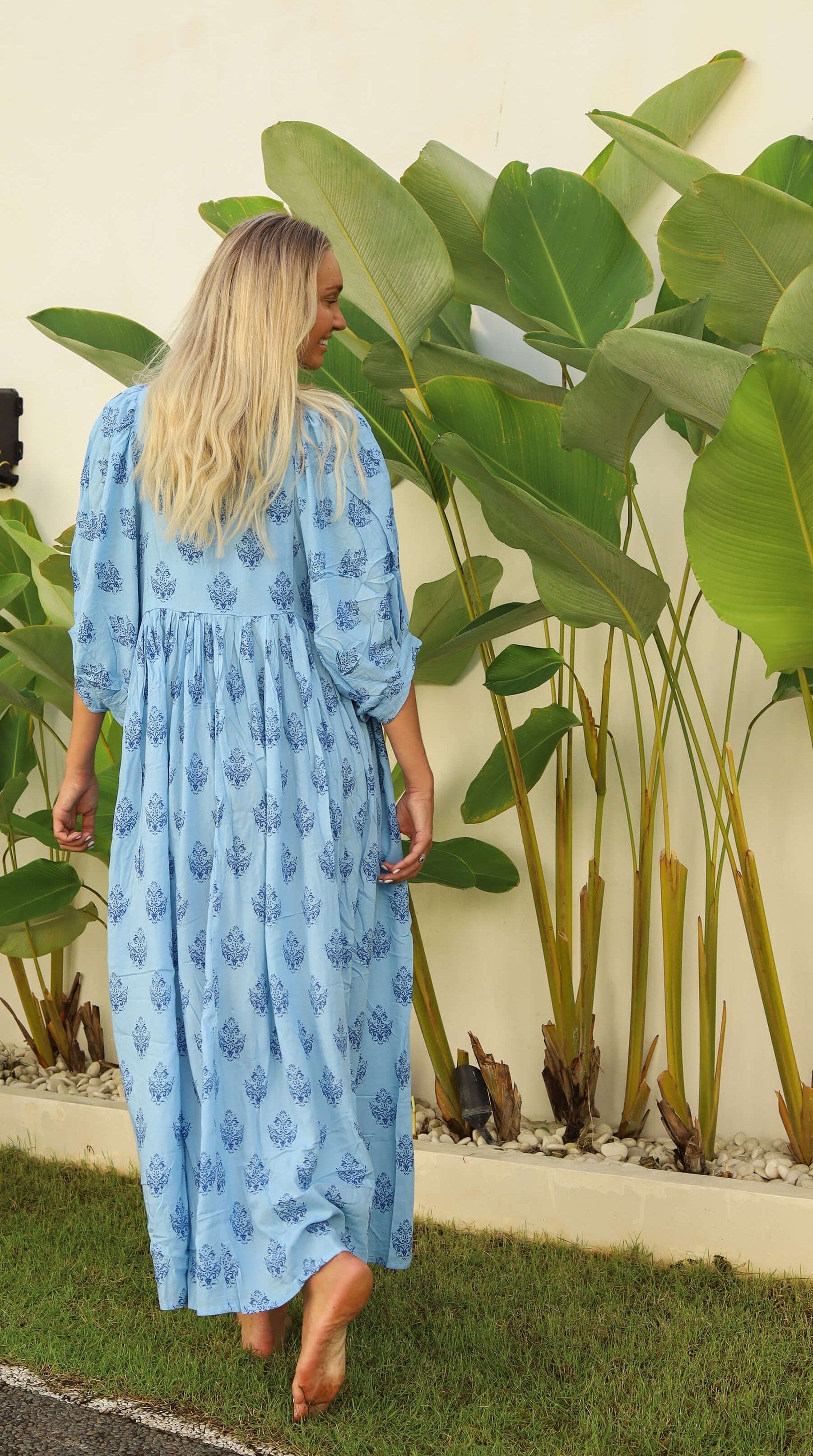 Lyseblå maxikjole med lommer