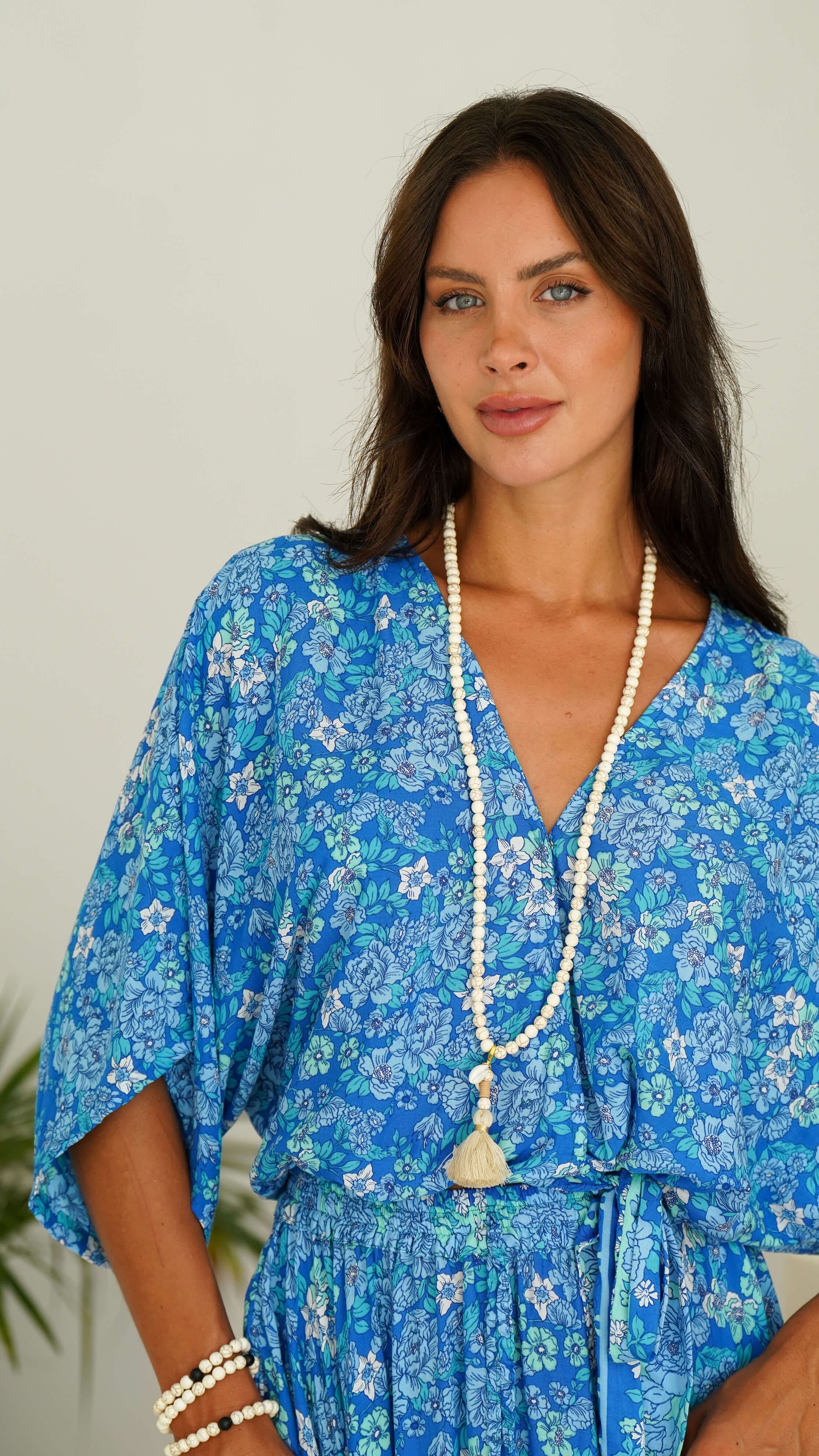 Hvitt armbånd av keramikk perler - Cosmos perlearmbånd