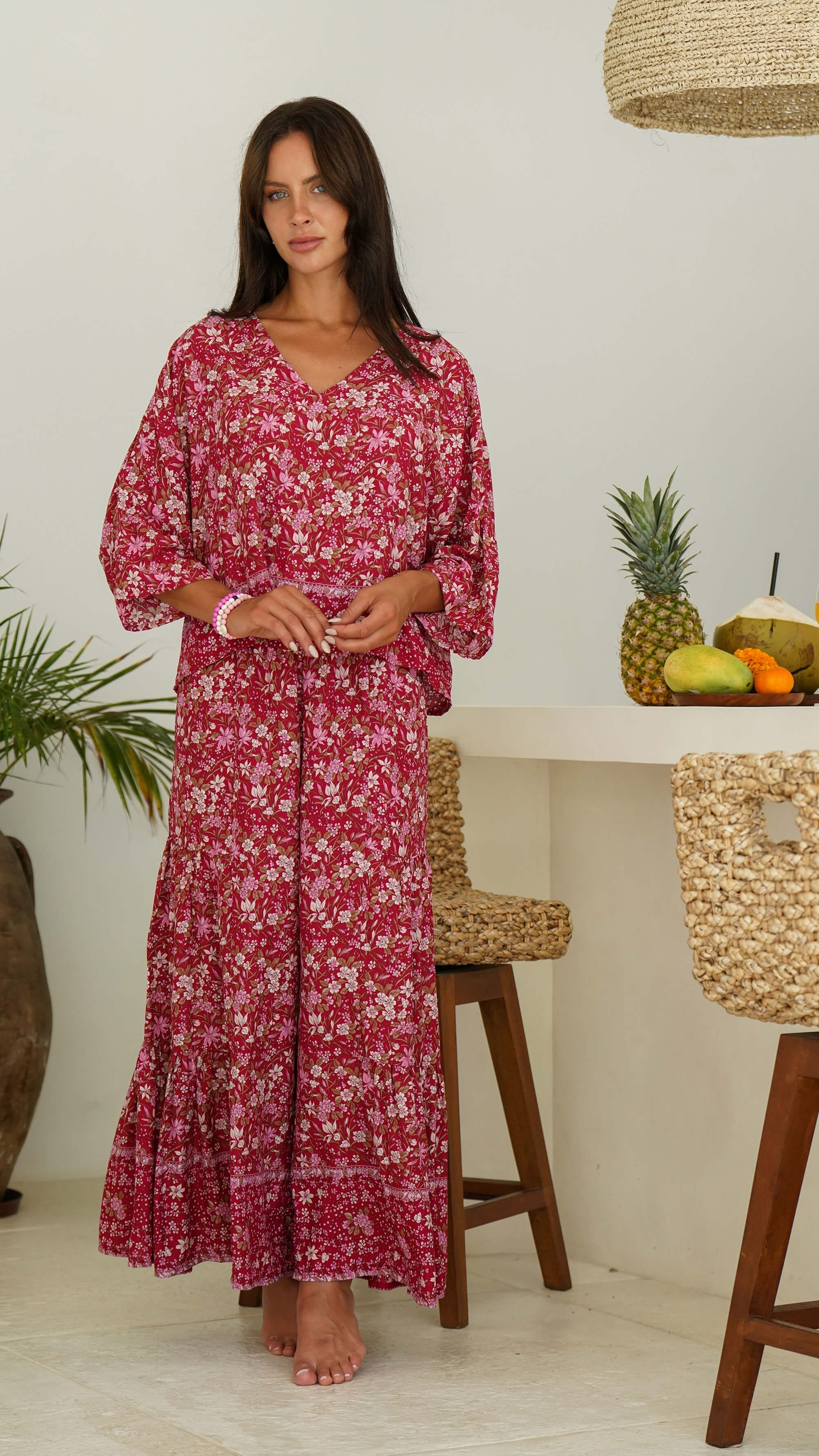 Luftig burgunder sommerbukse