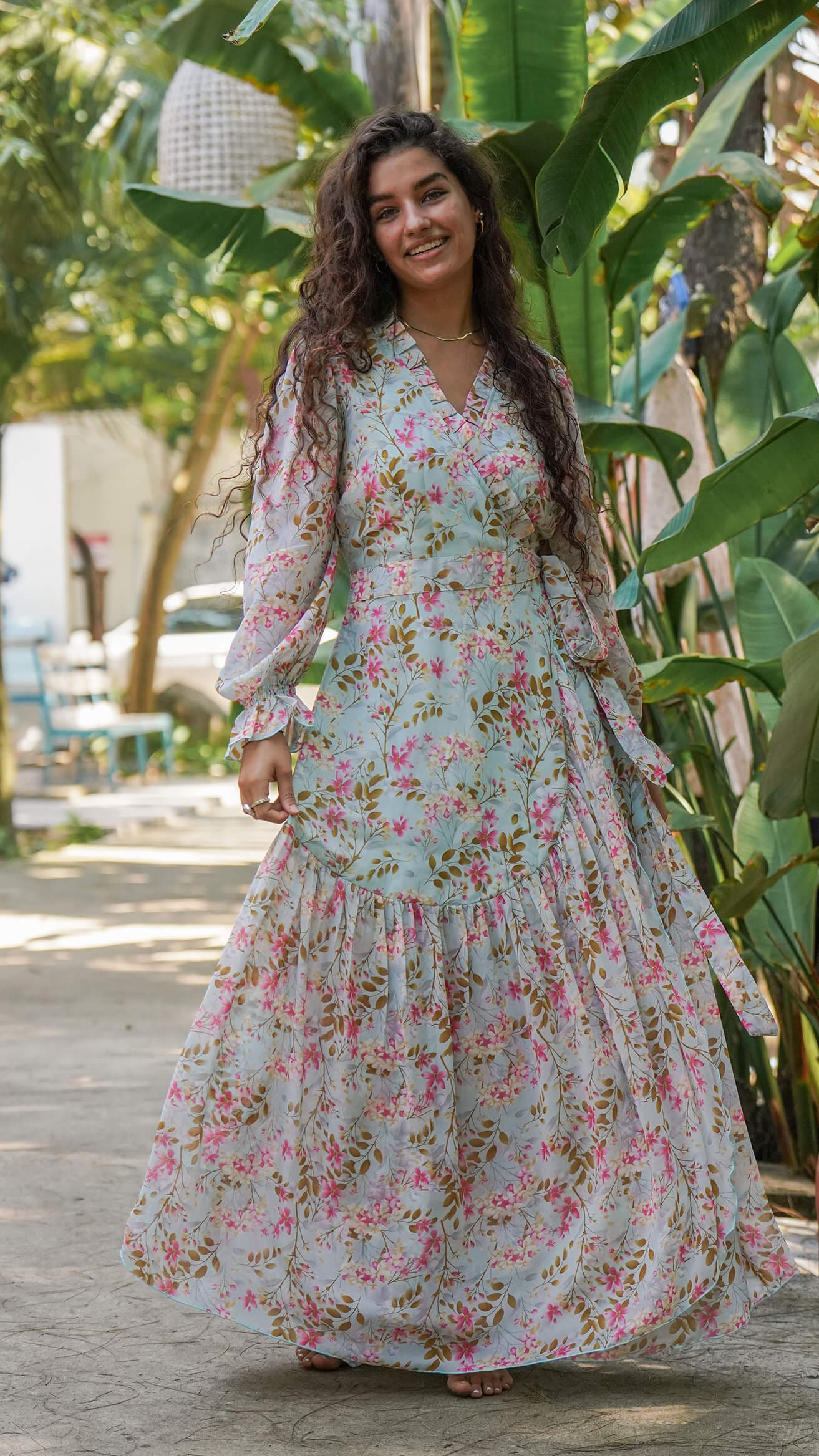 Fotsid festkjole i chiffon