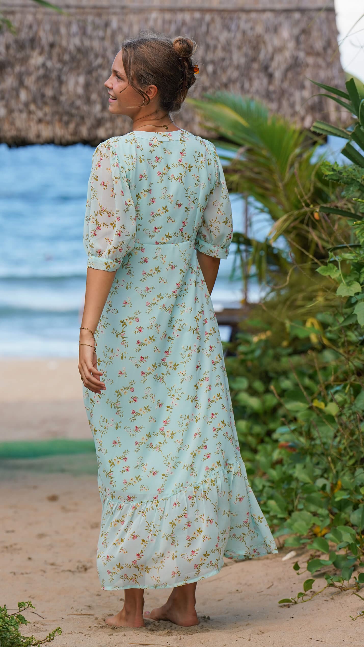 Sjøgrønn festkjole i chiffon