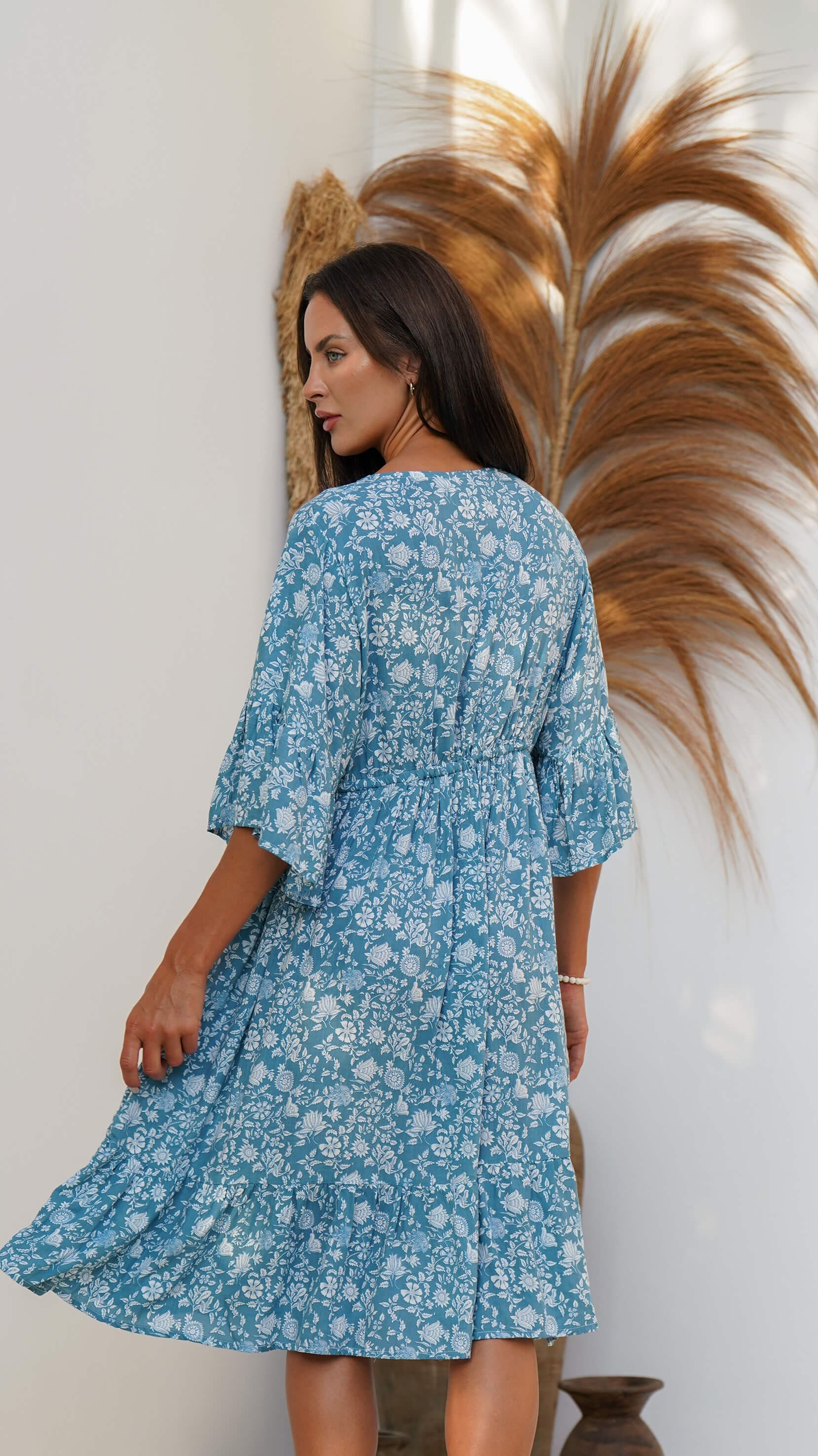 Kort havblå bohemsk sommerkjole - Georgine kjole