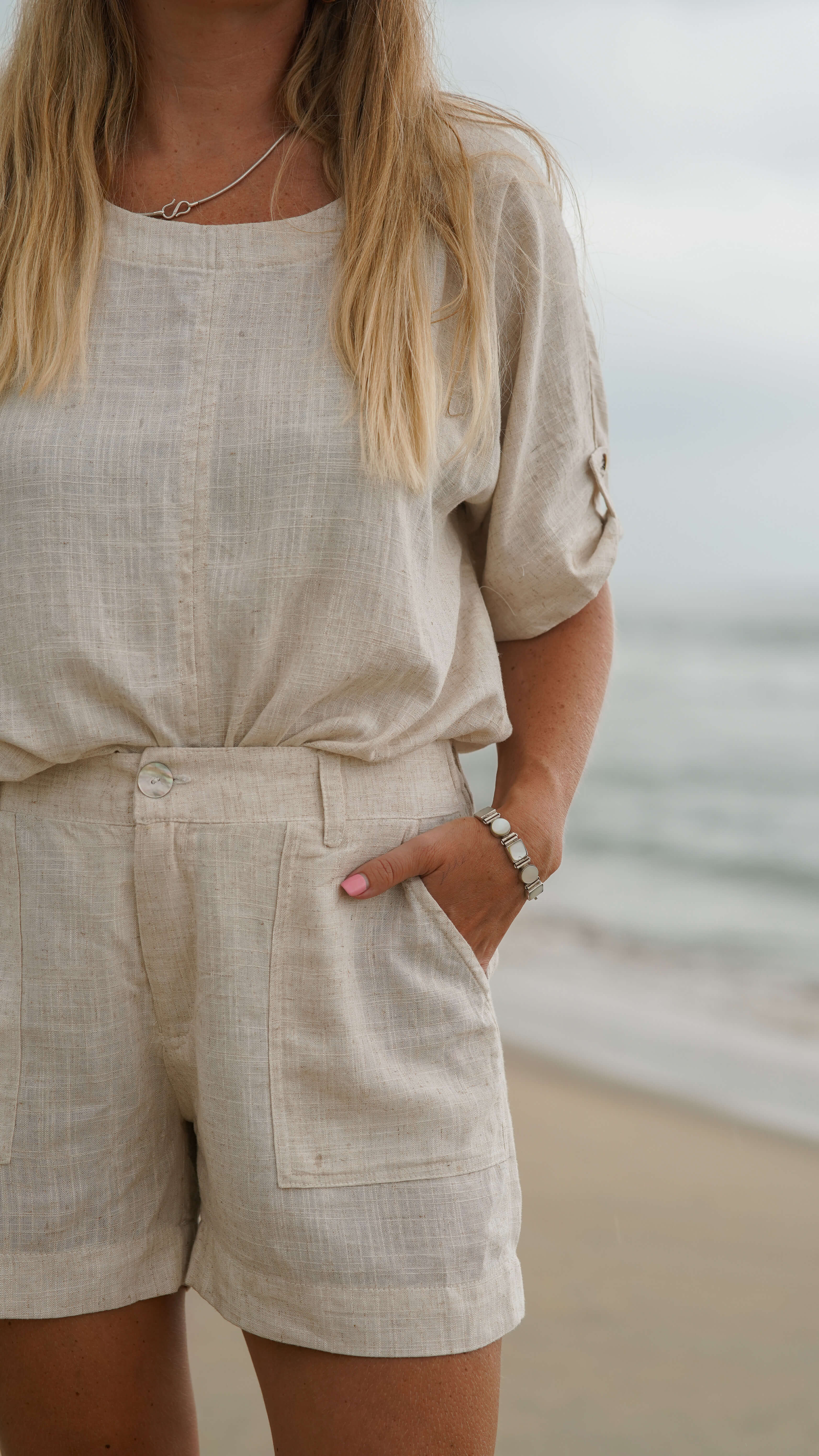 Lin kremfarget bluse - Nøkkelblom lintopp