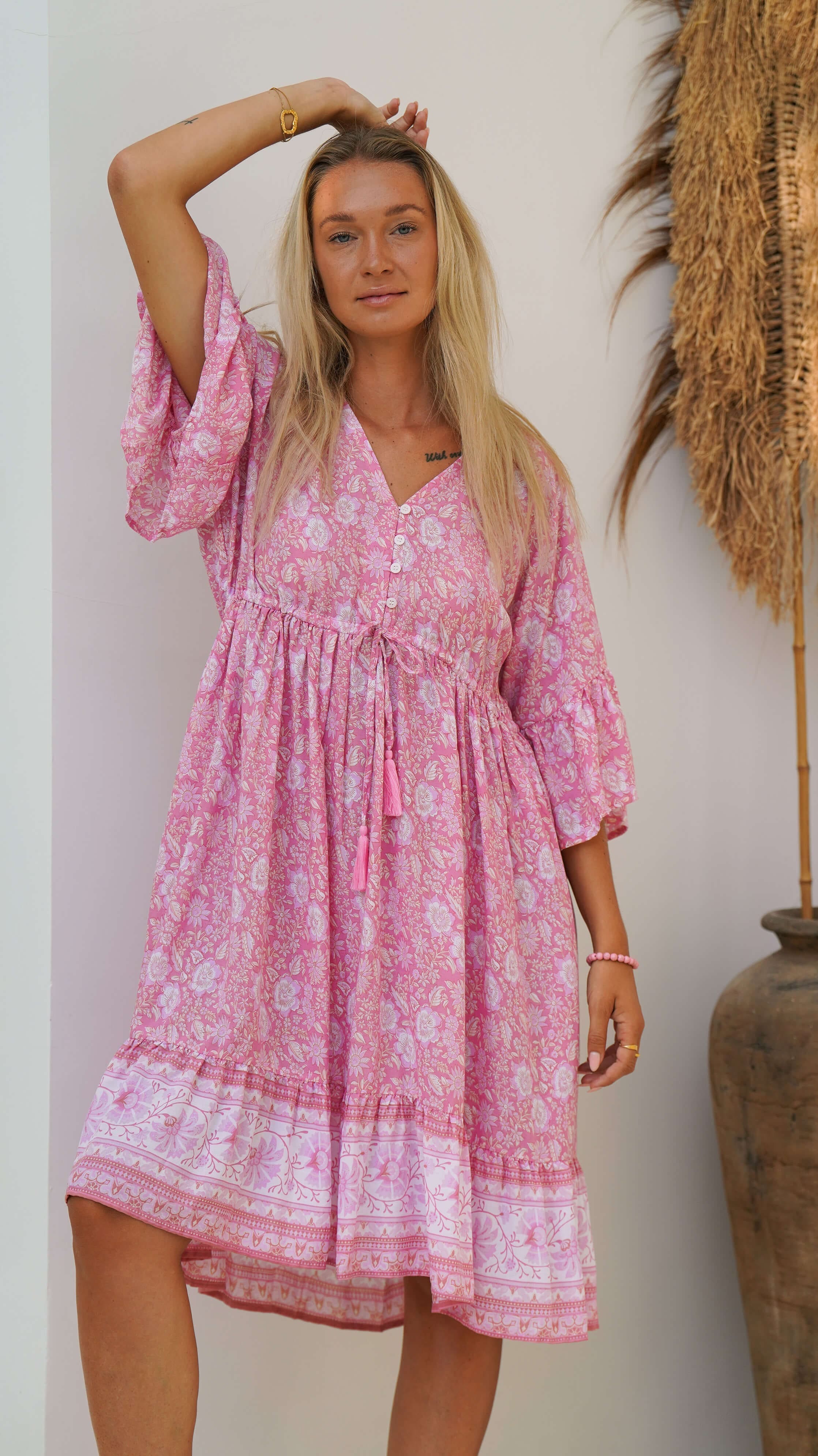 kort lyserosa sommerkjole