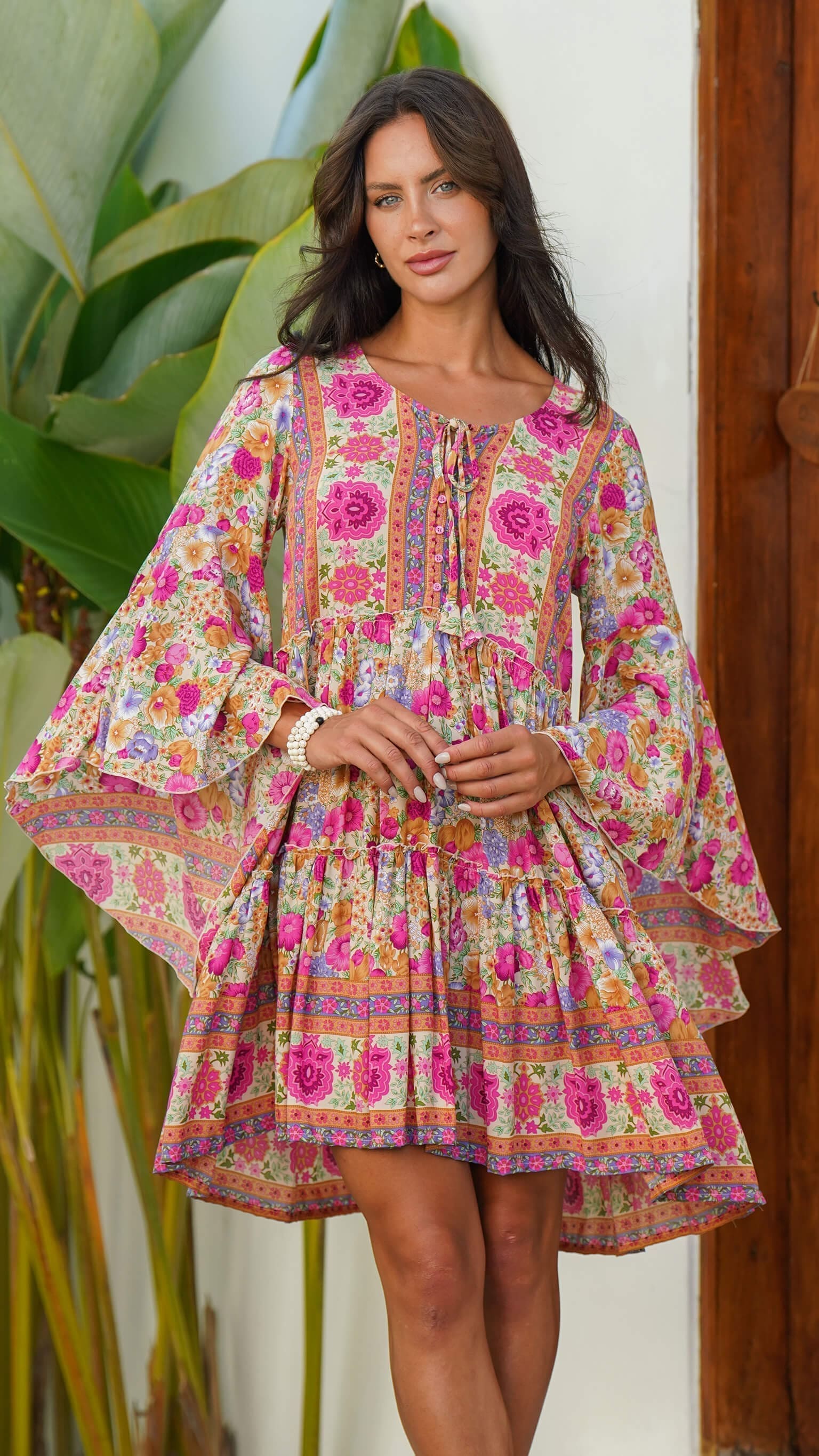 Kort sommerkjole med vide ermer - Peon kjole