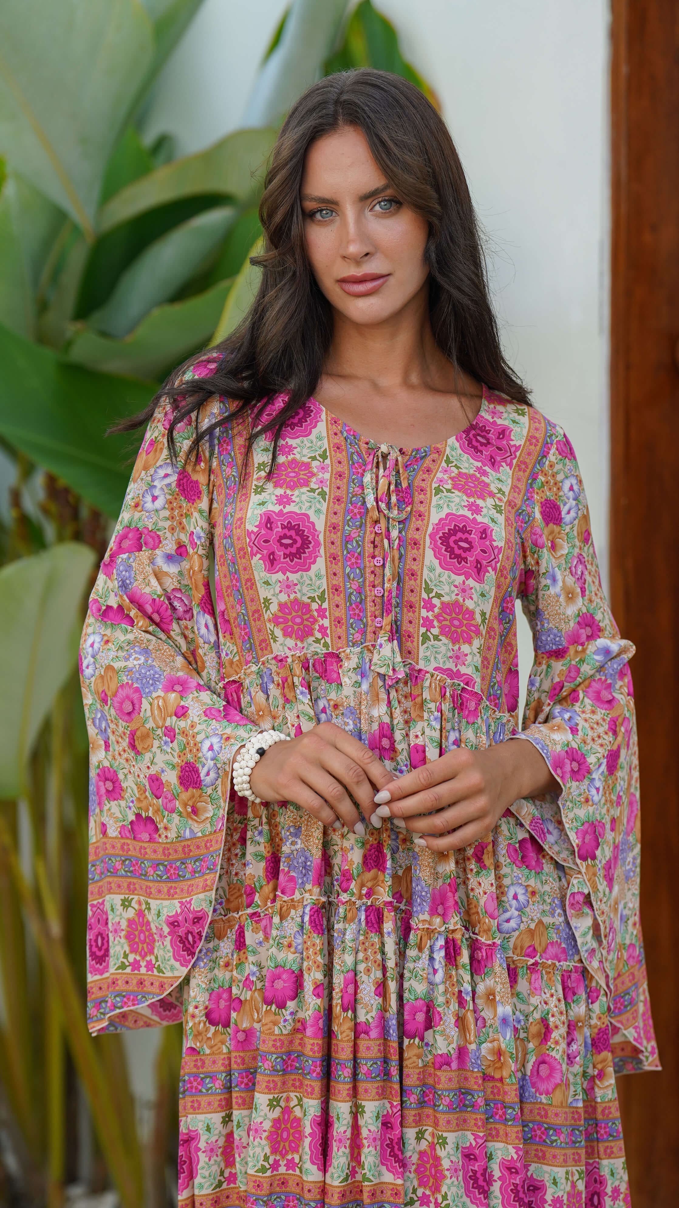 Kort sommerkjole med vide ermer - Peon kjole