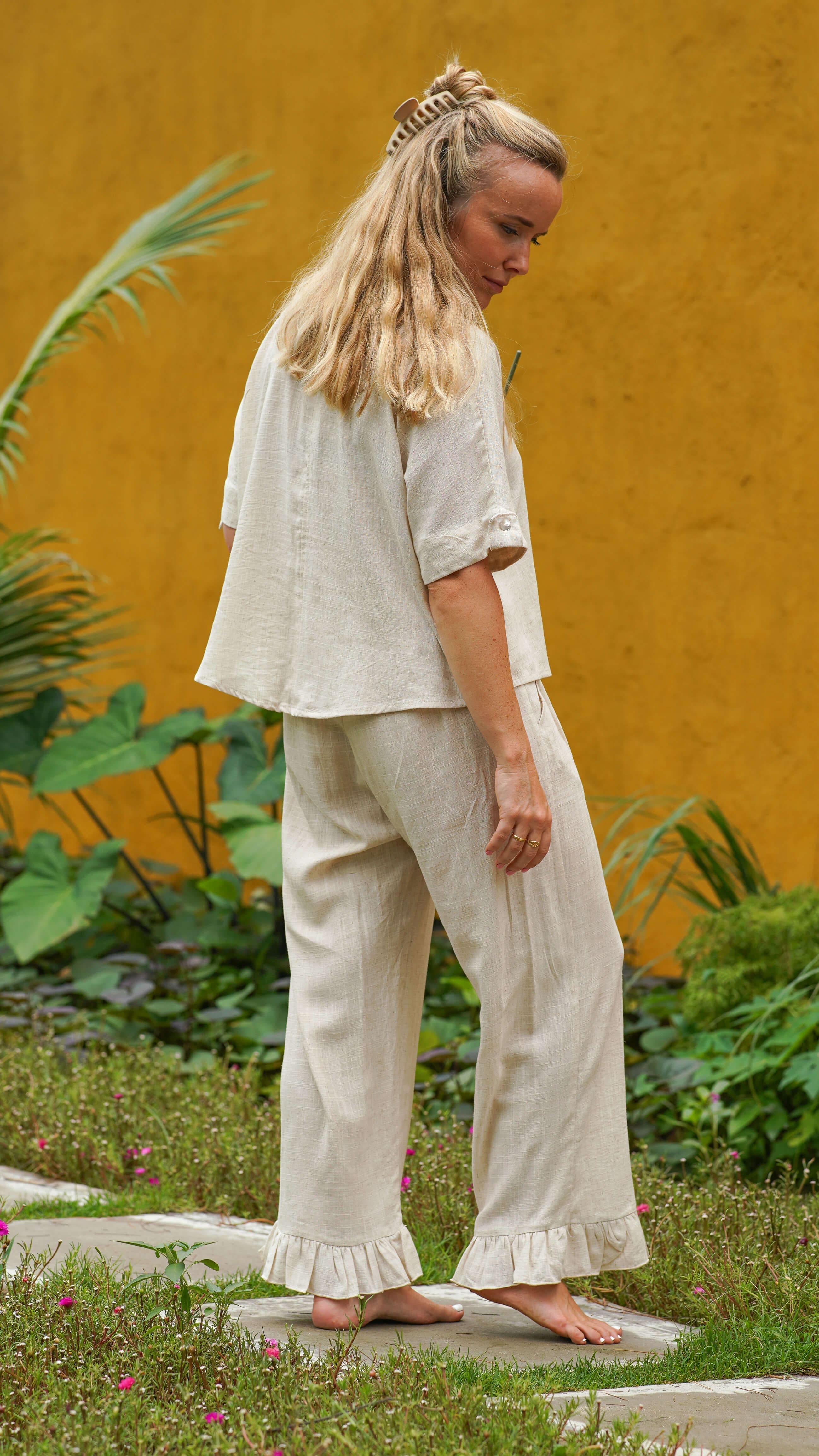 Herlig linbukse med blonder