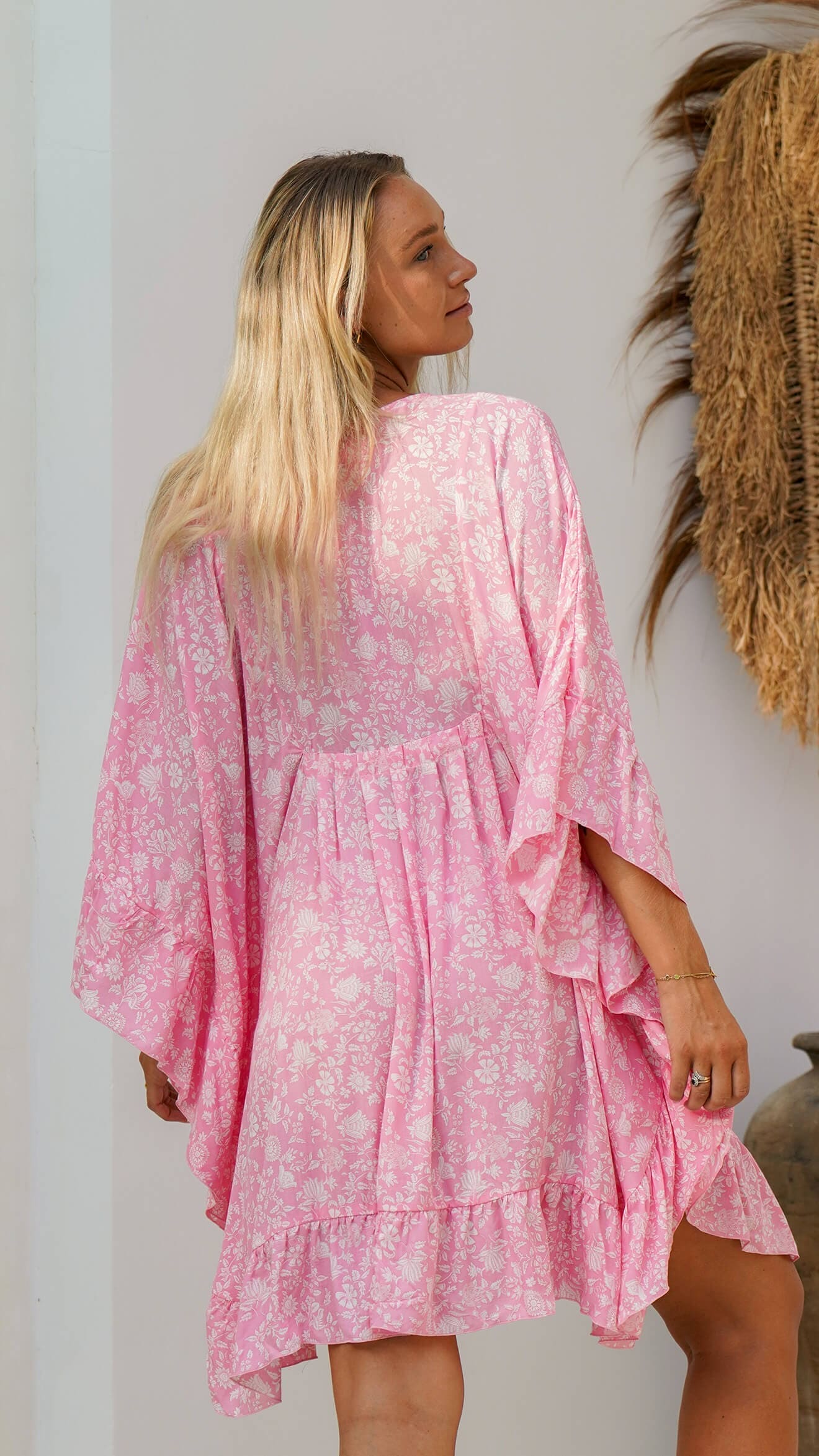 Rosa og hvit kort sommerkjole - Lupin kaftan