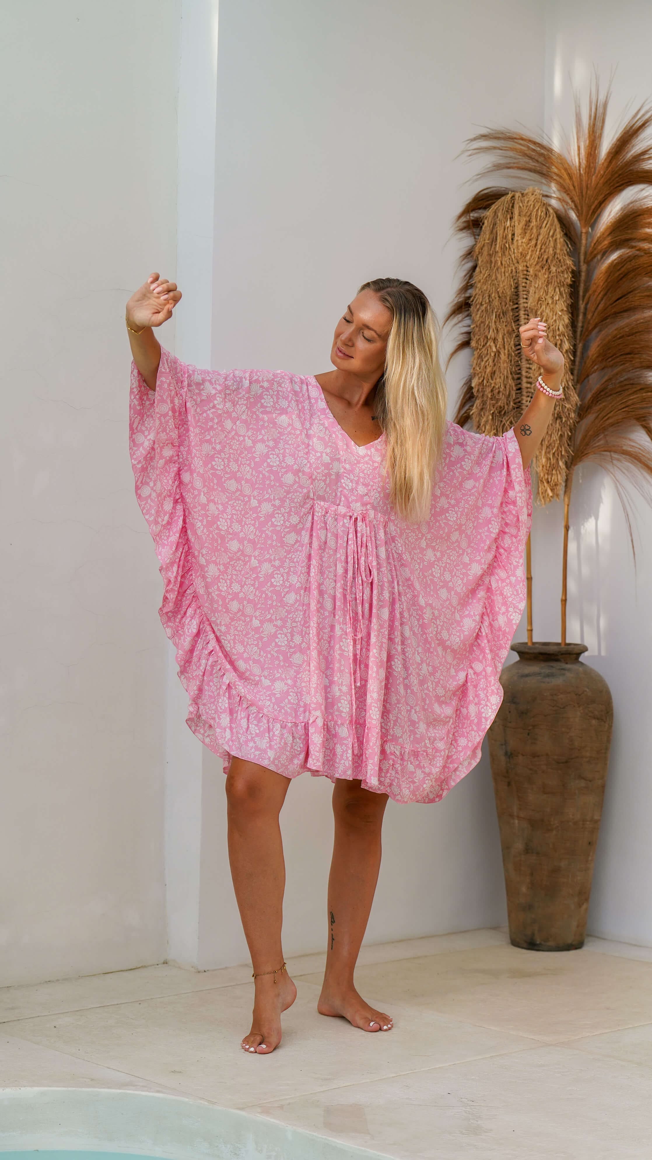 lyserosa kaftan