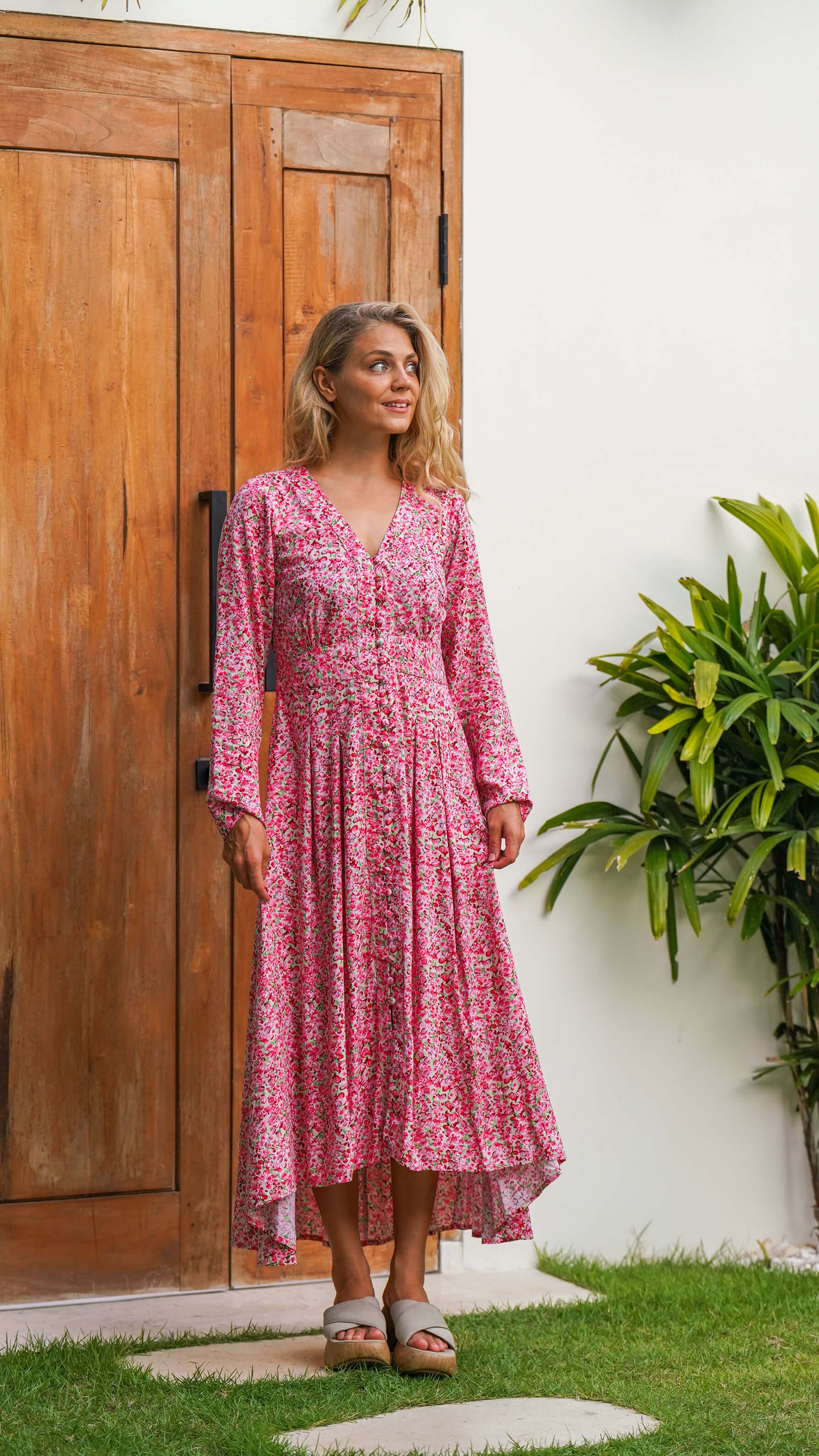 rosa kjole med lange ermer