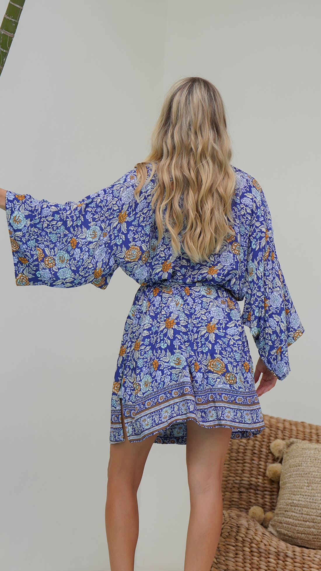 mørkeblå kort kimono