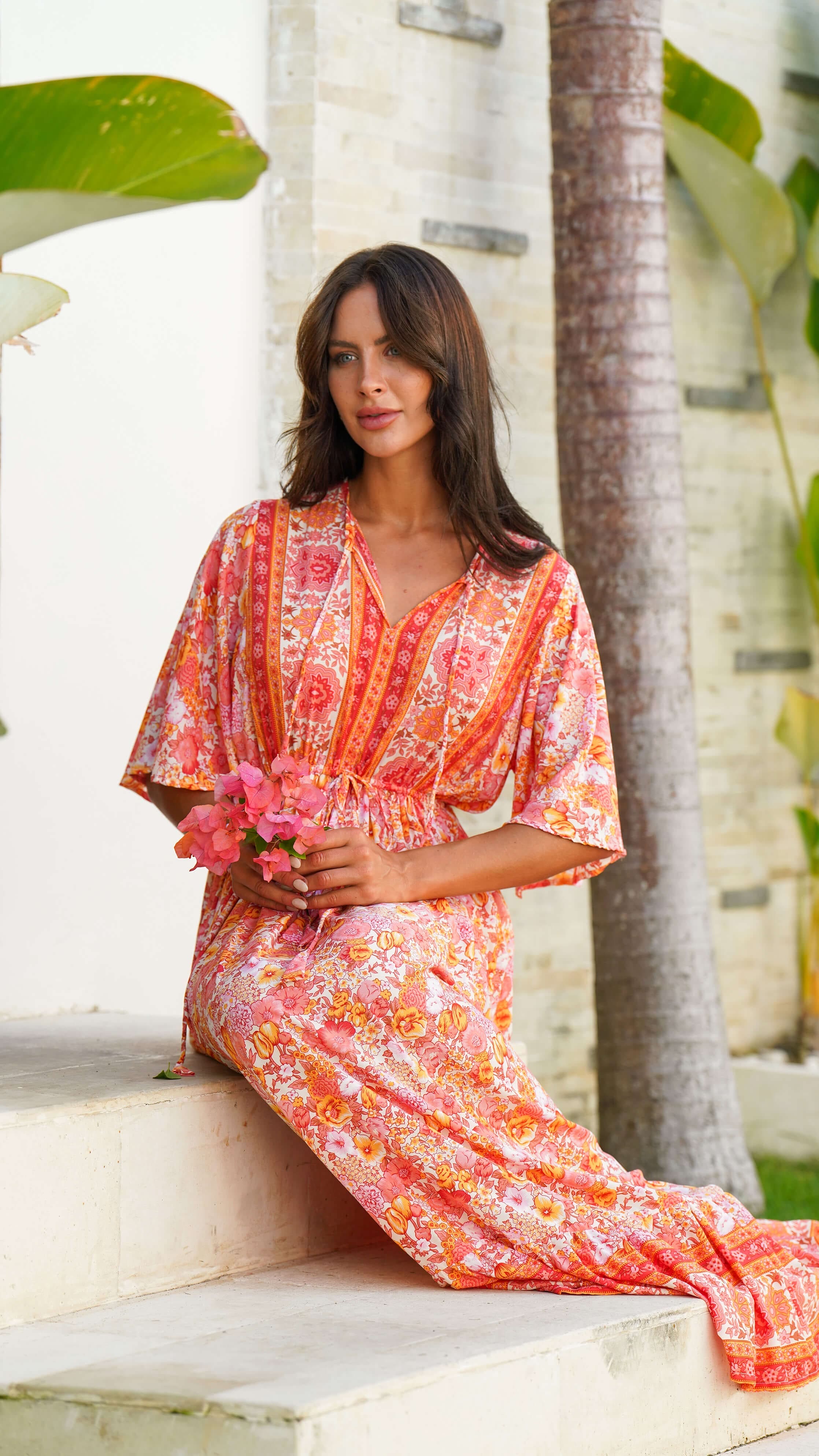 Fargeglad sommerkjole med korte ermer - Georgine maxikjole