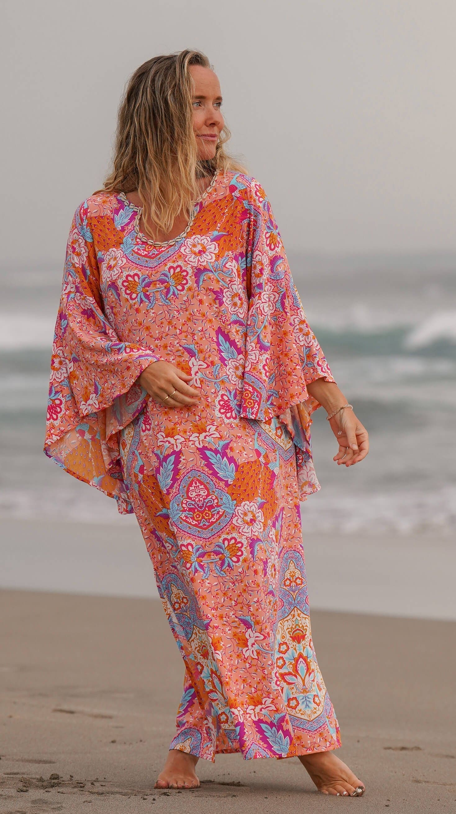 Fargeglad enkel sommerkjole med vide ermer - Fiol kjole