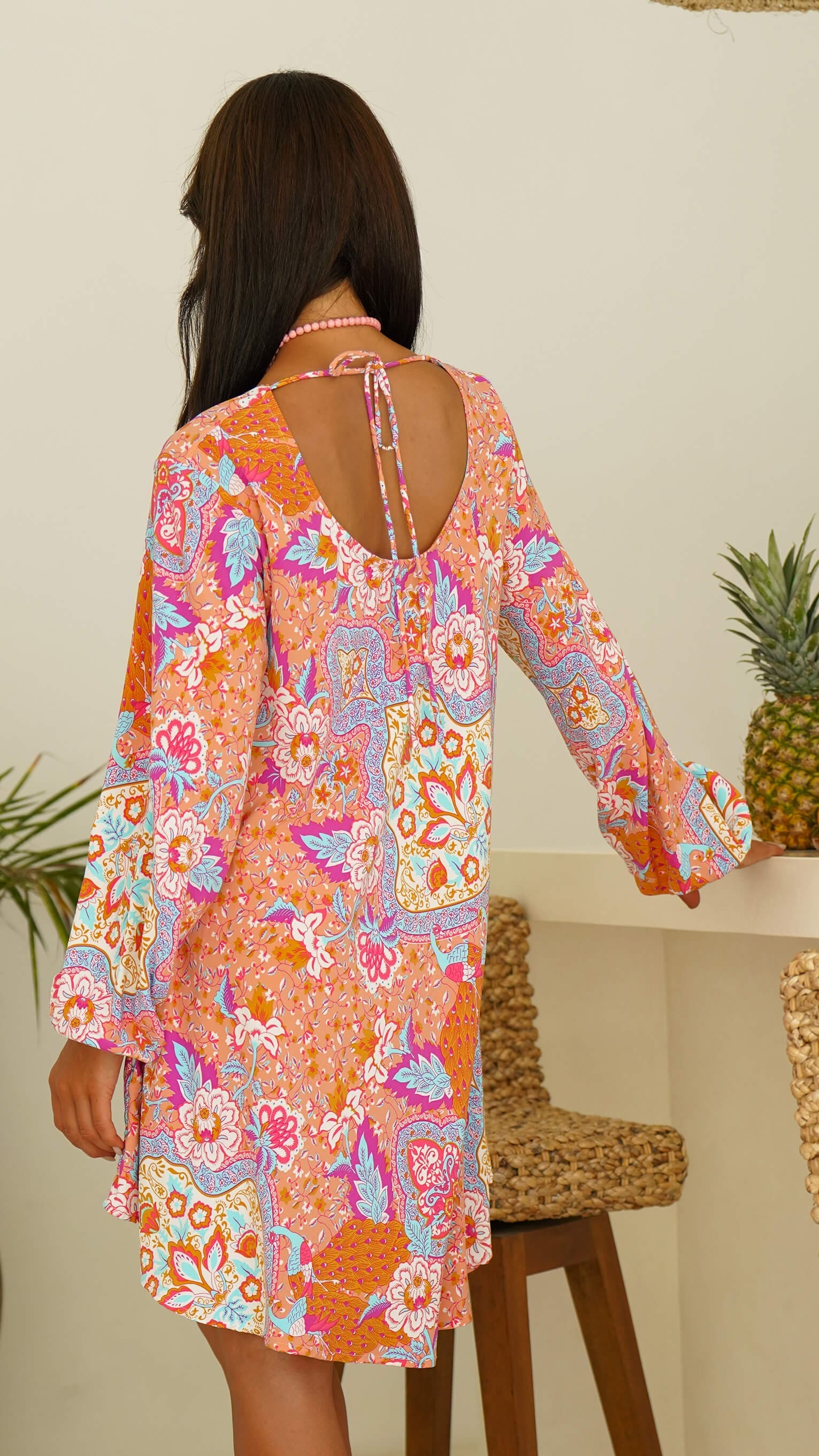 Fargeglad kort sommerkjole med lange ermer - Lavendel kjole