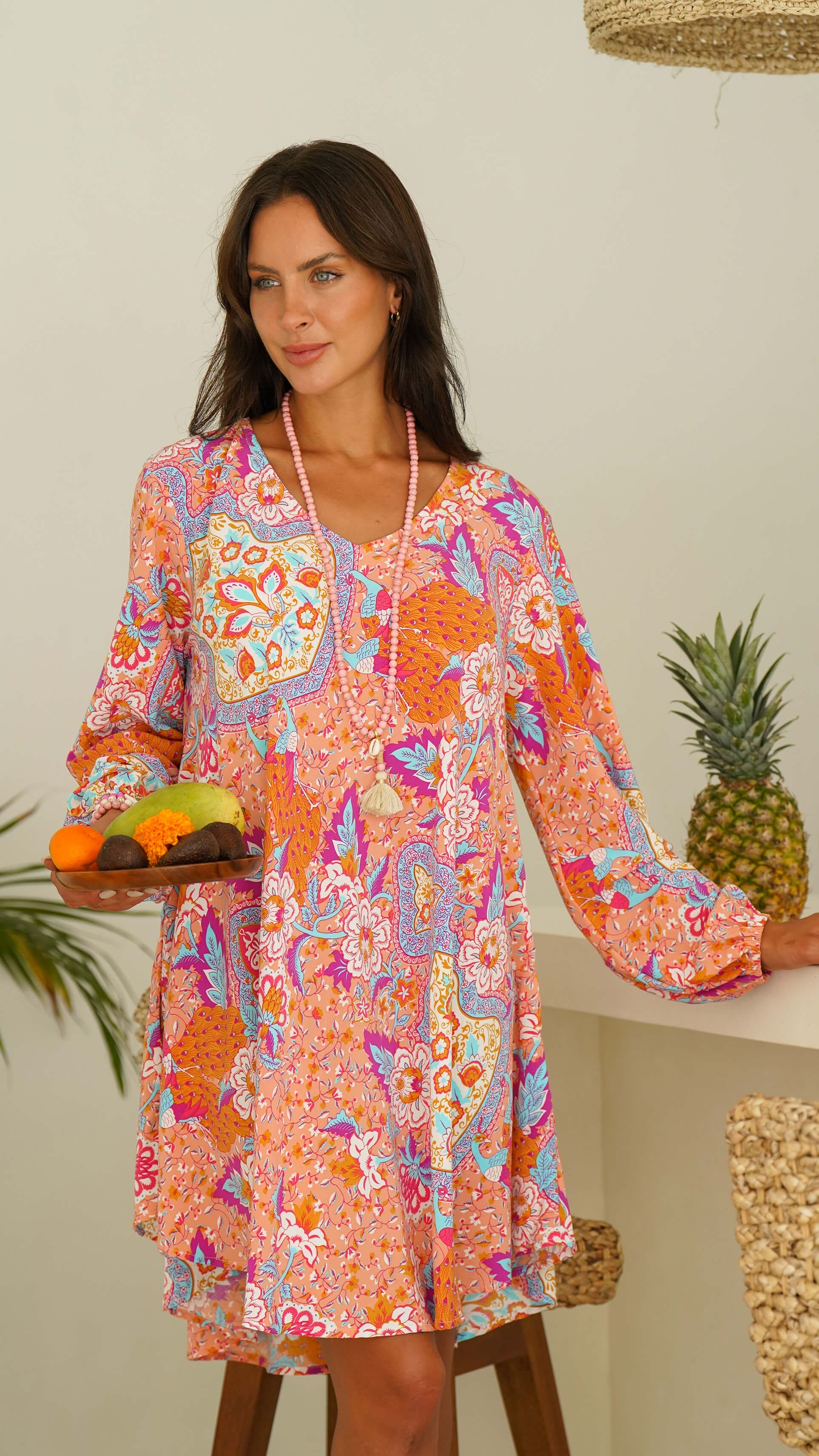 Fargeglad kort sommerkjole med lange ermer - Lavendel kjole