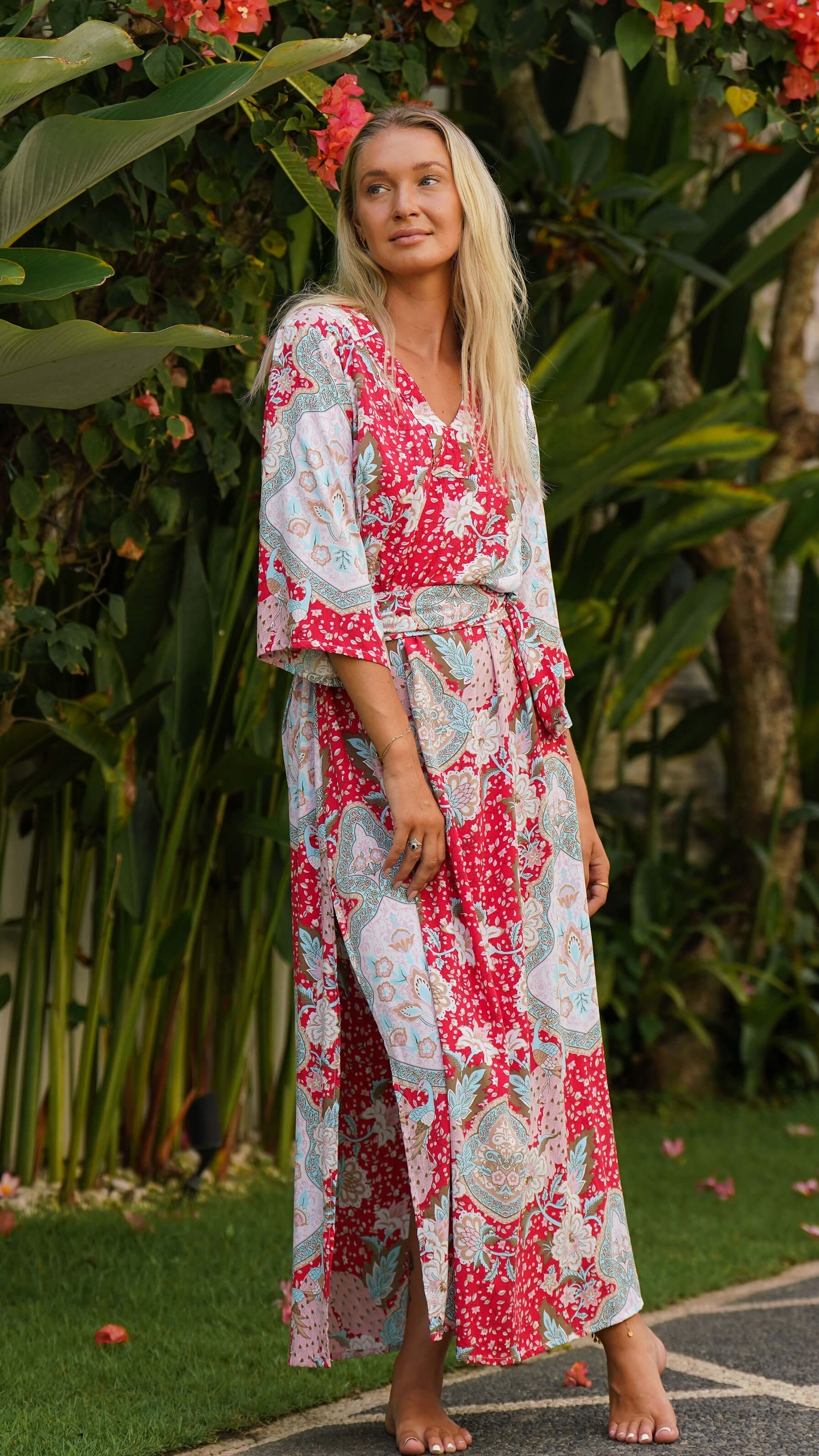 Fotsid enkel rød sommerkjole