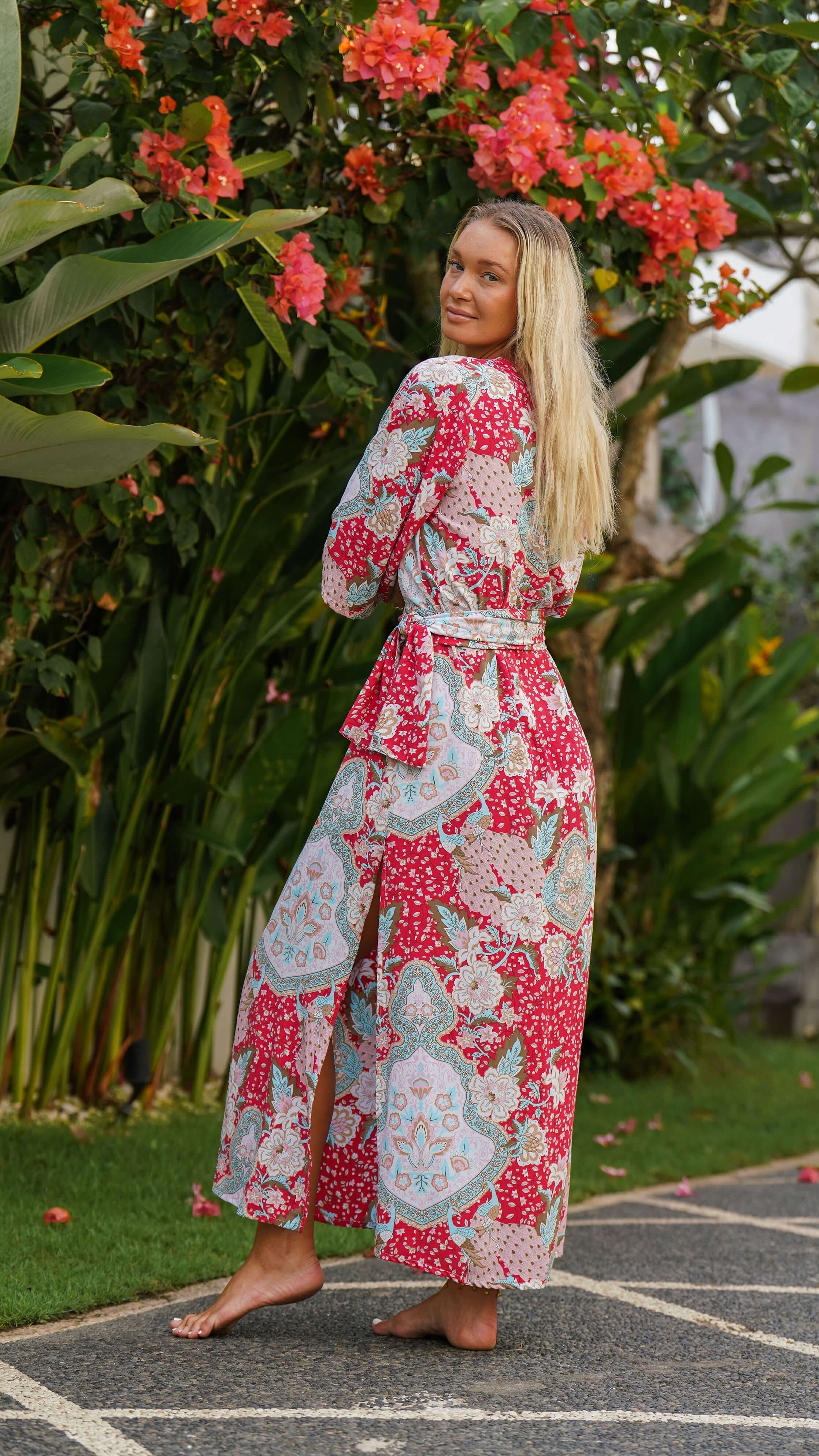 Fotsid enkel rød sommerkjole