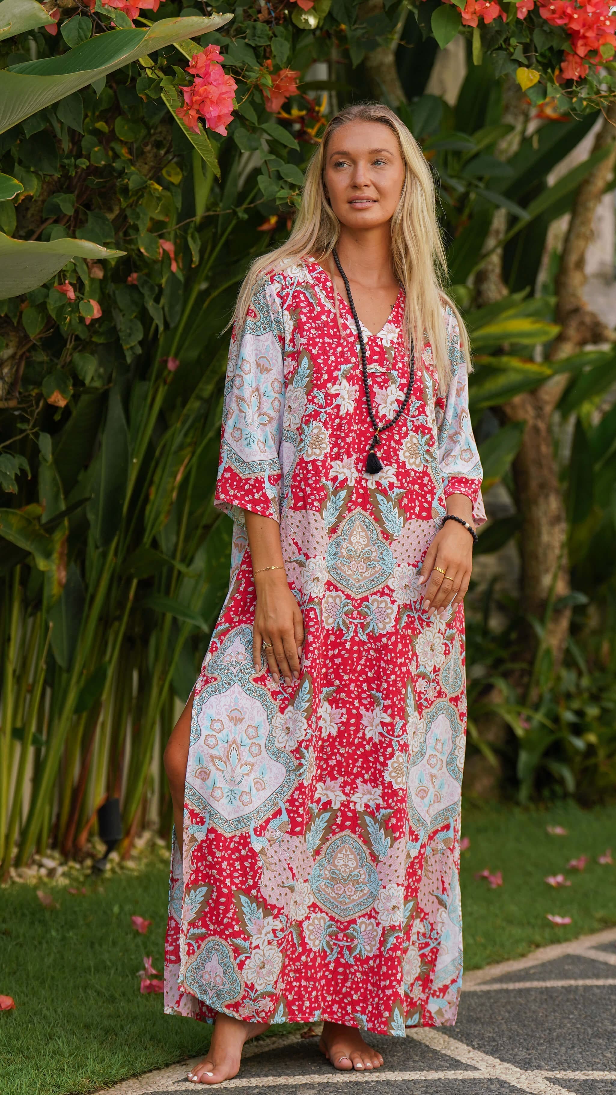 Fotsid enkel rød sommerkjole