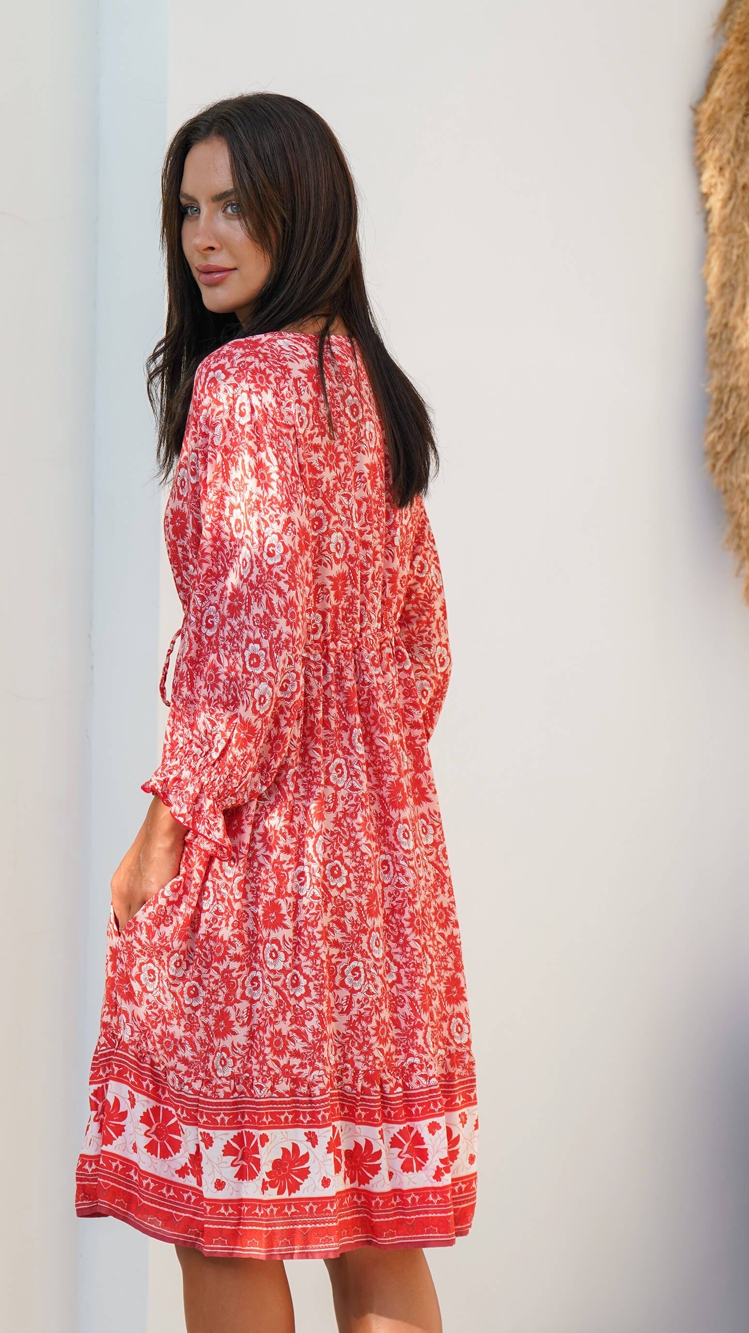 Rosa og rød kort sommerkjole med lommer - Georgine kjole