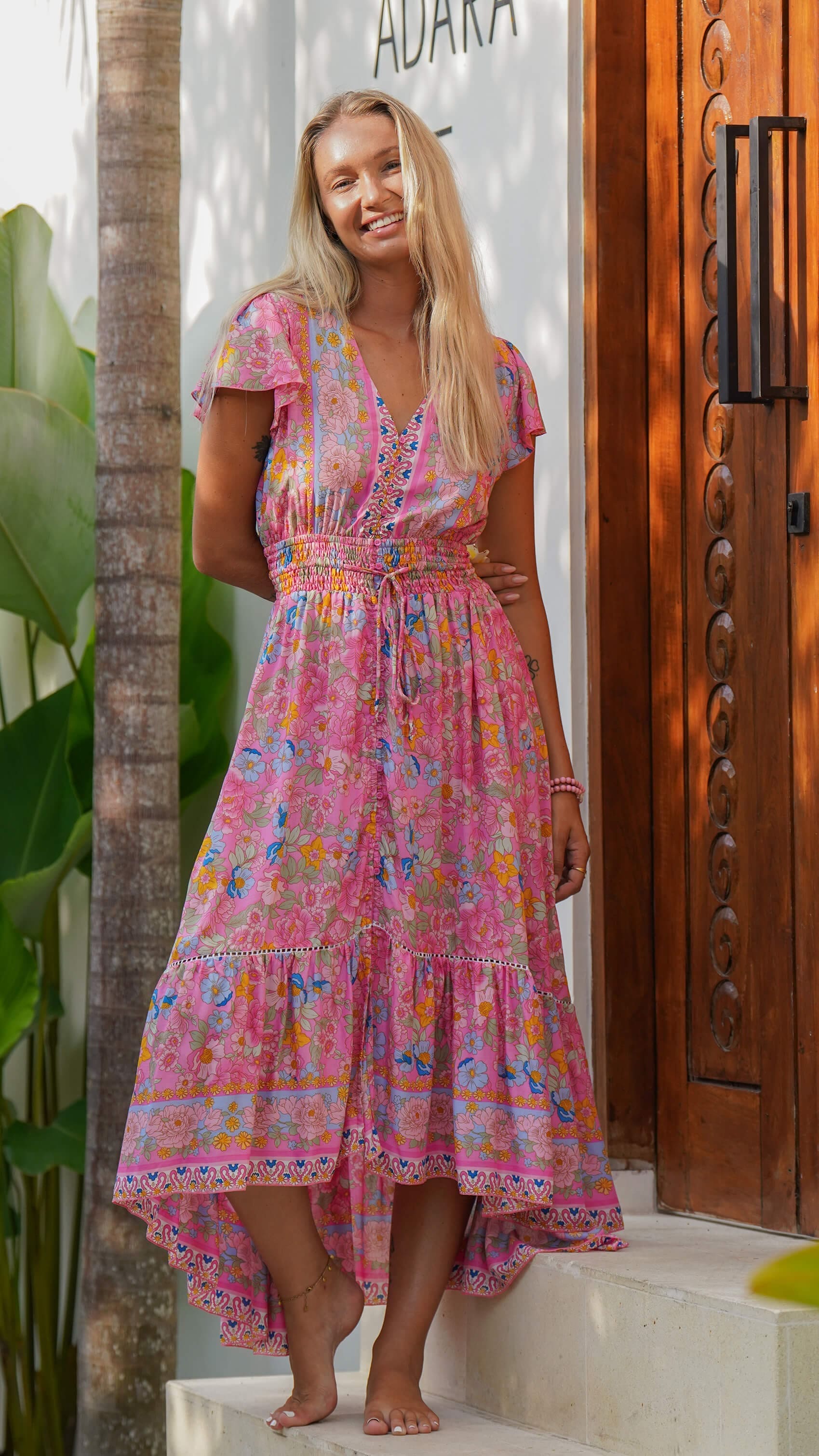 Rosa sommerkjole med knapper og korte ermer - Begonia kjole