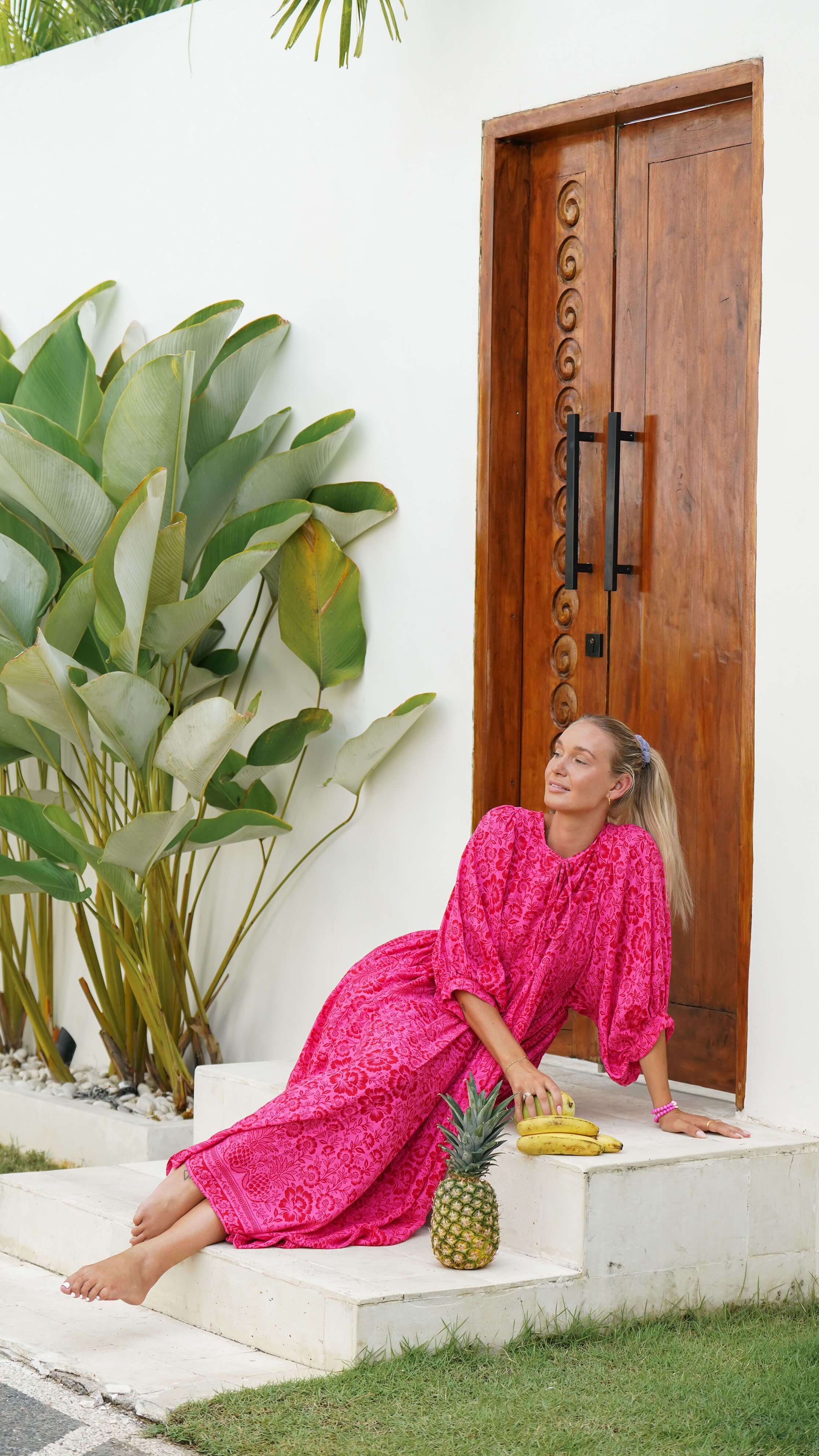 Klar rosa bohemsk midikjole med lommer - Stokkrose kjole