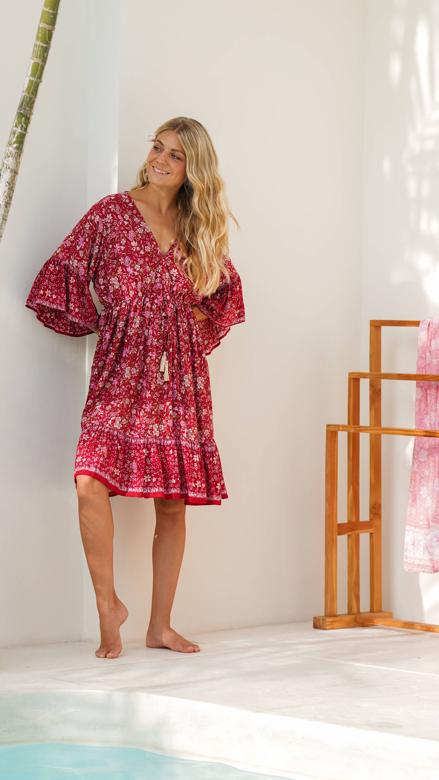 vinrød kort sommerkjole