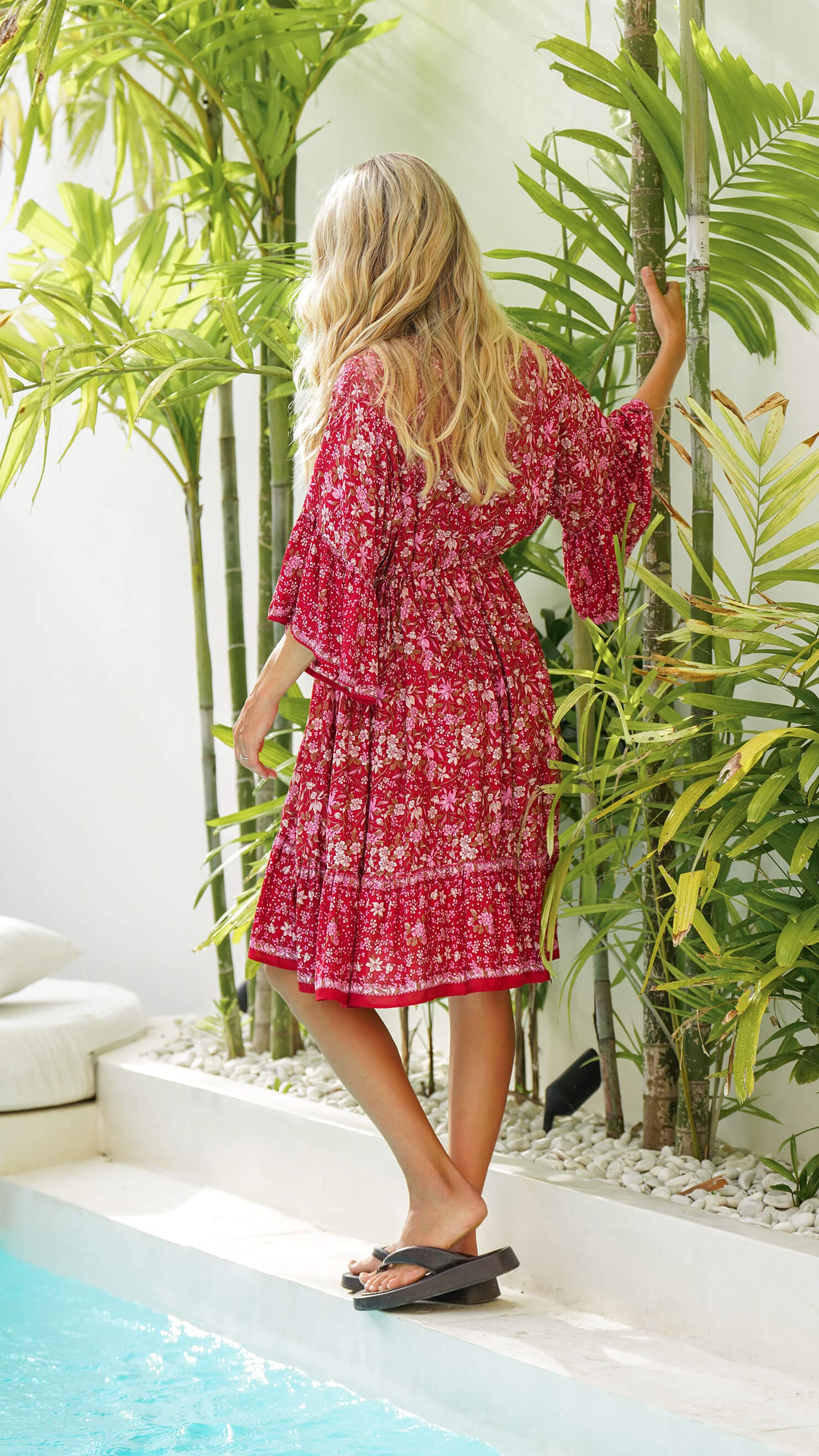 vinrød kort sommerkjole