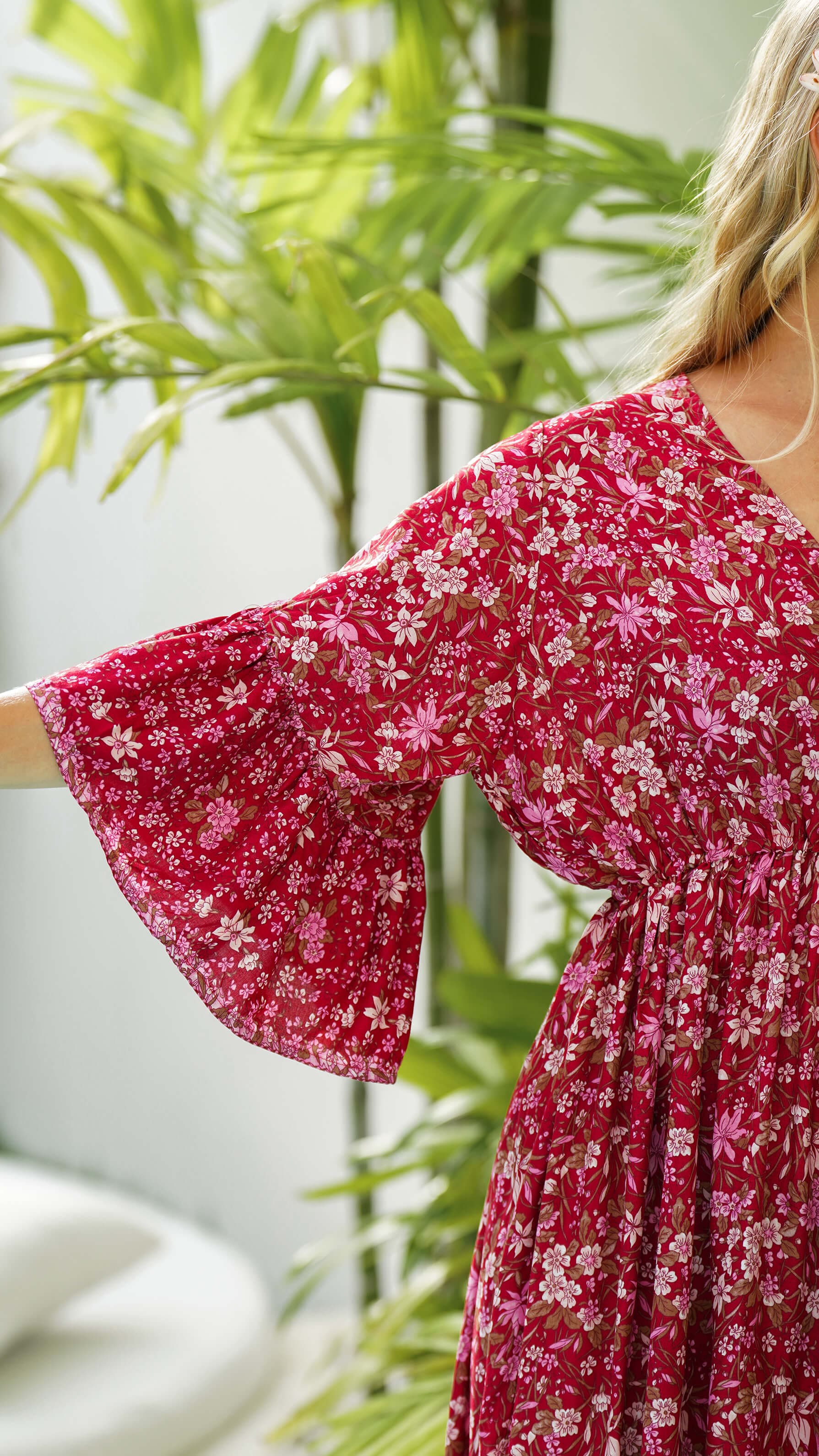 vinrød kort sommerkjole