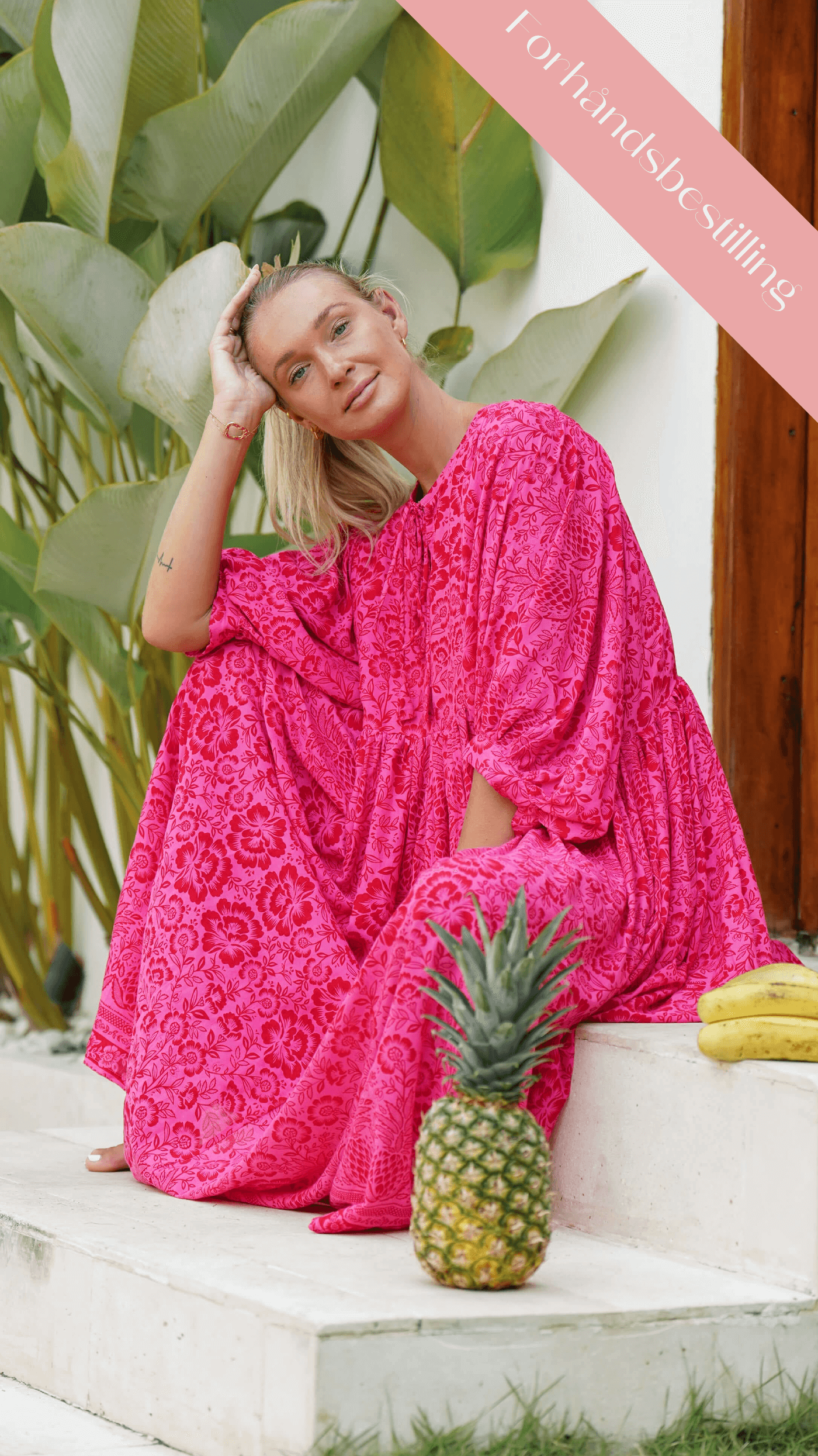 Klar rosa bohemsk midikjole med lommer - Stokkrose kjole