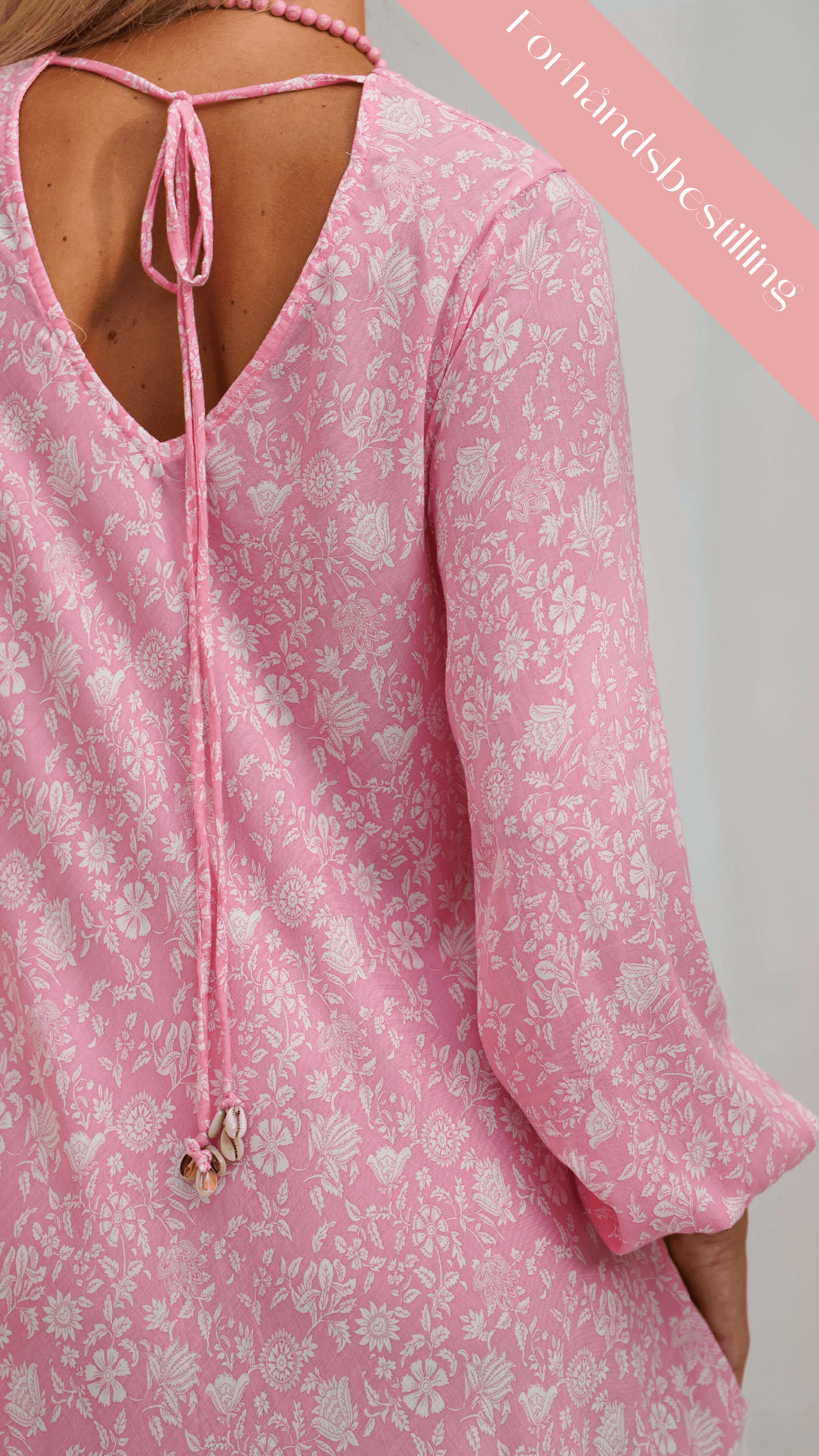 Lang lyserosa sommerkjole med ballongermer - Lavendel kjole