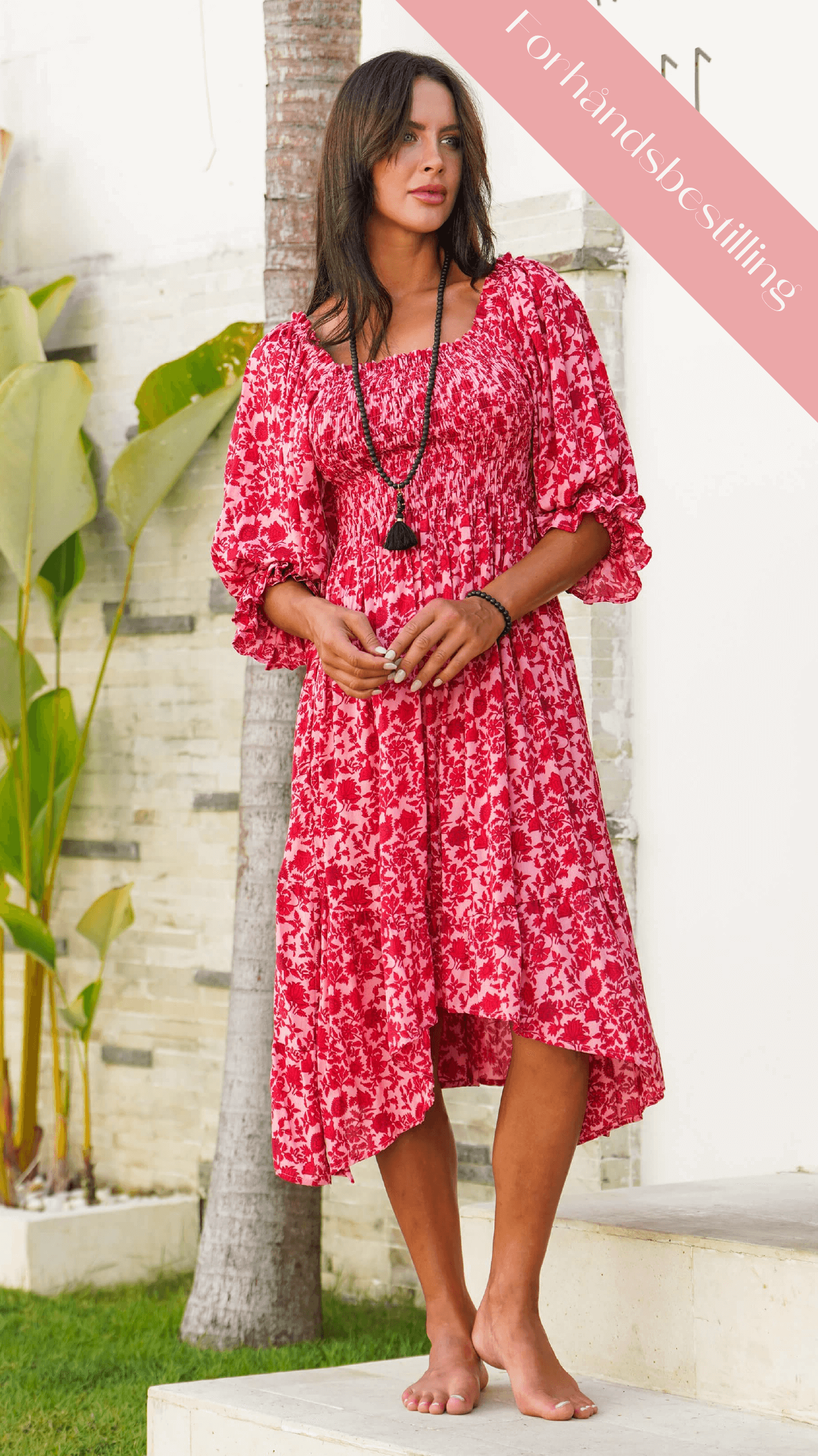 Rosa og rød midikjole med vaffelsøm - Snøklokke sommerkjole