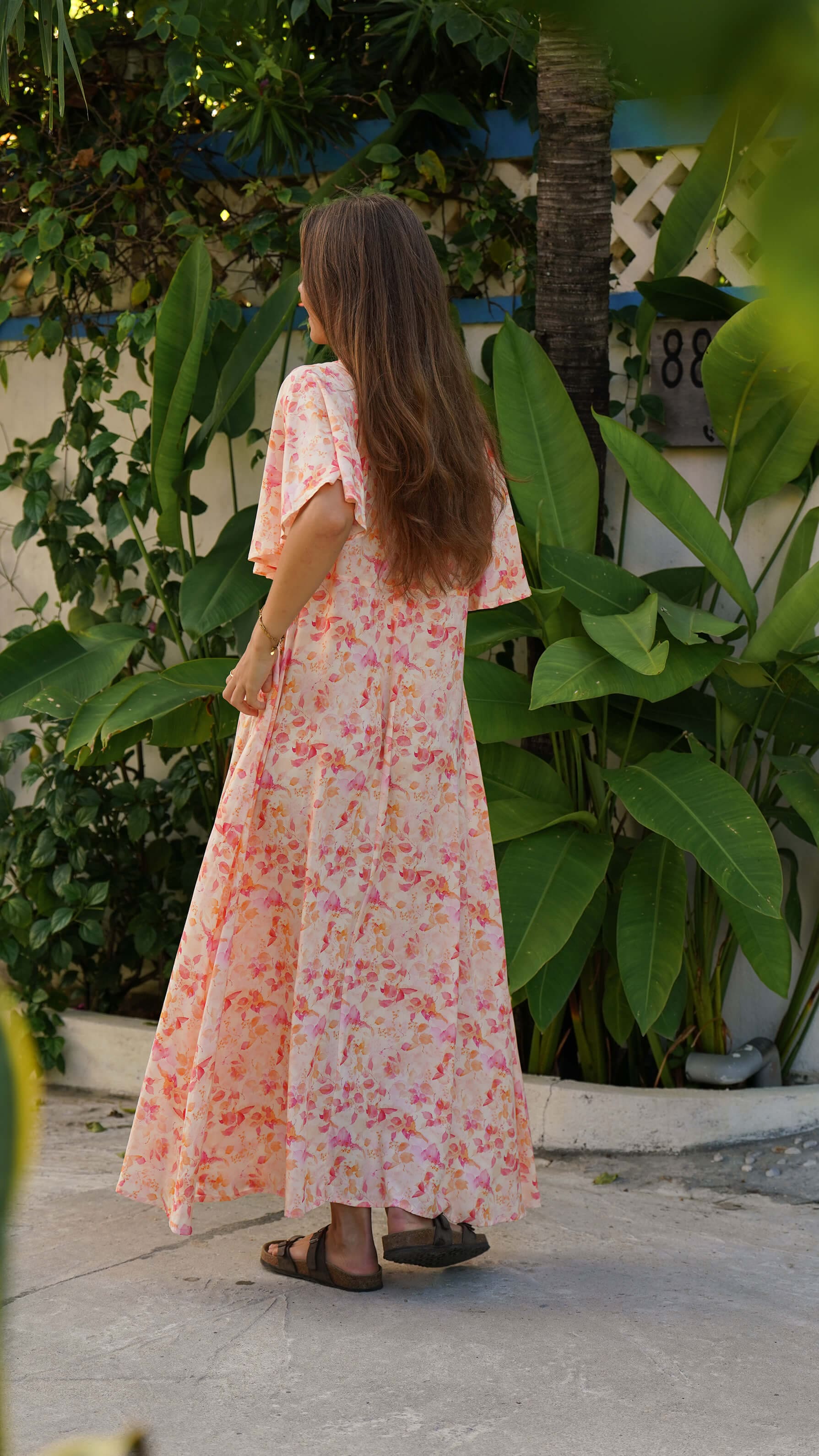 rosa og orange lang enkel kjole