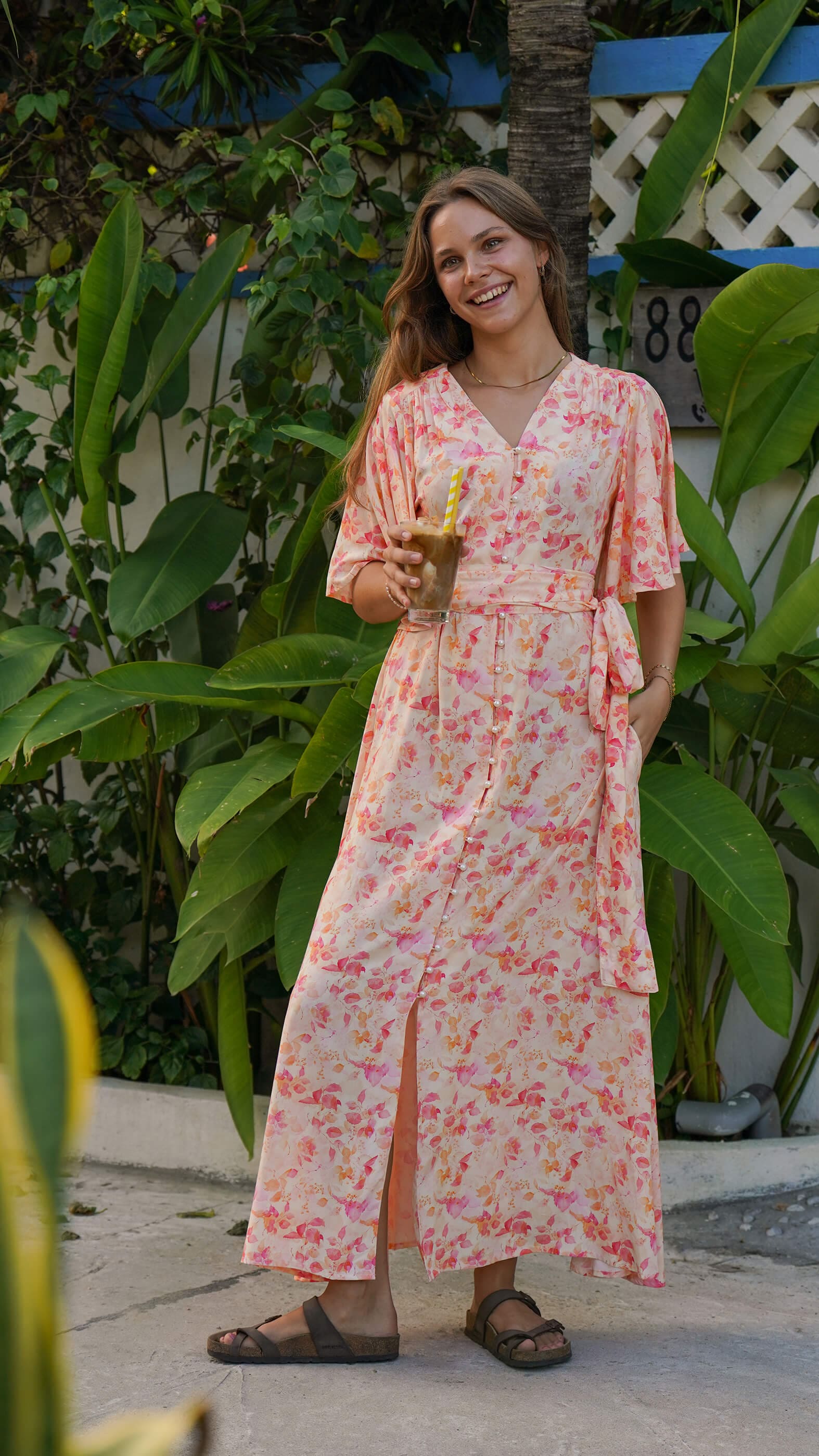 rosa og orange lang enkel kjole