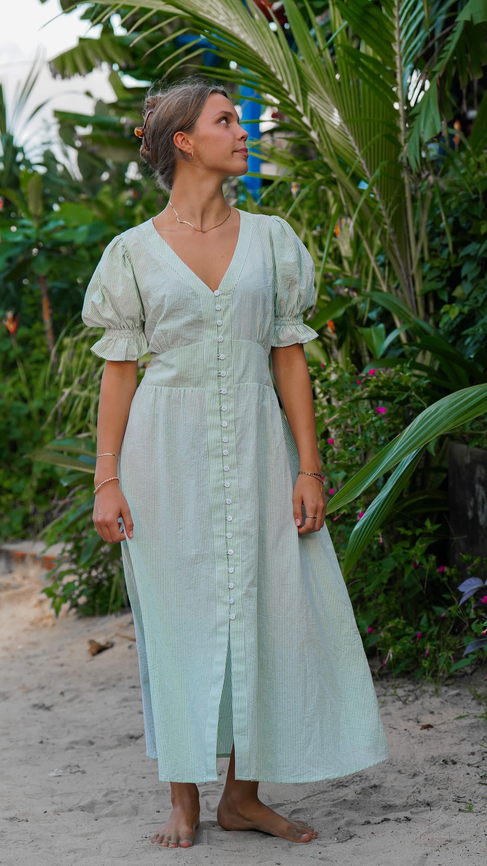 Grønn og hvit stripete linkjole