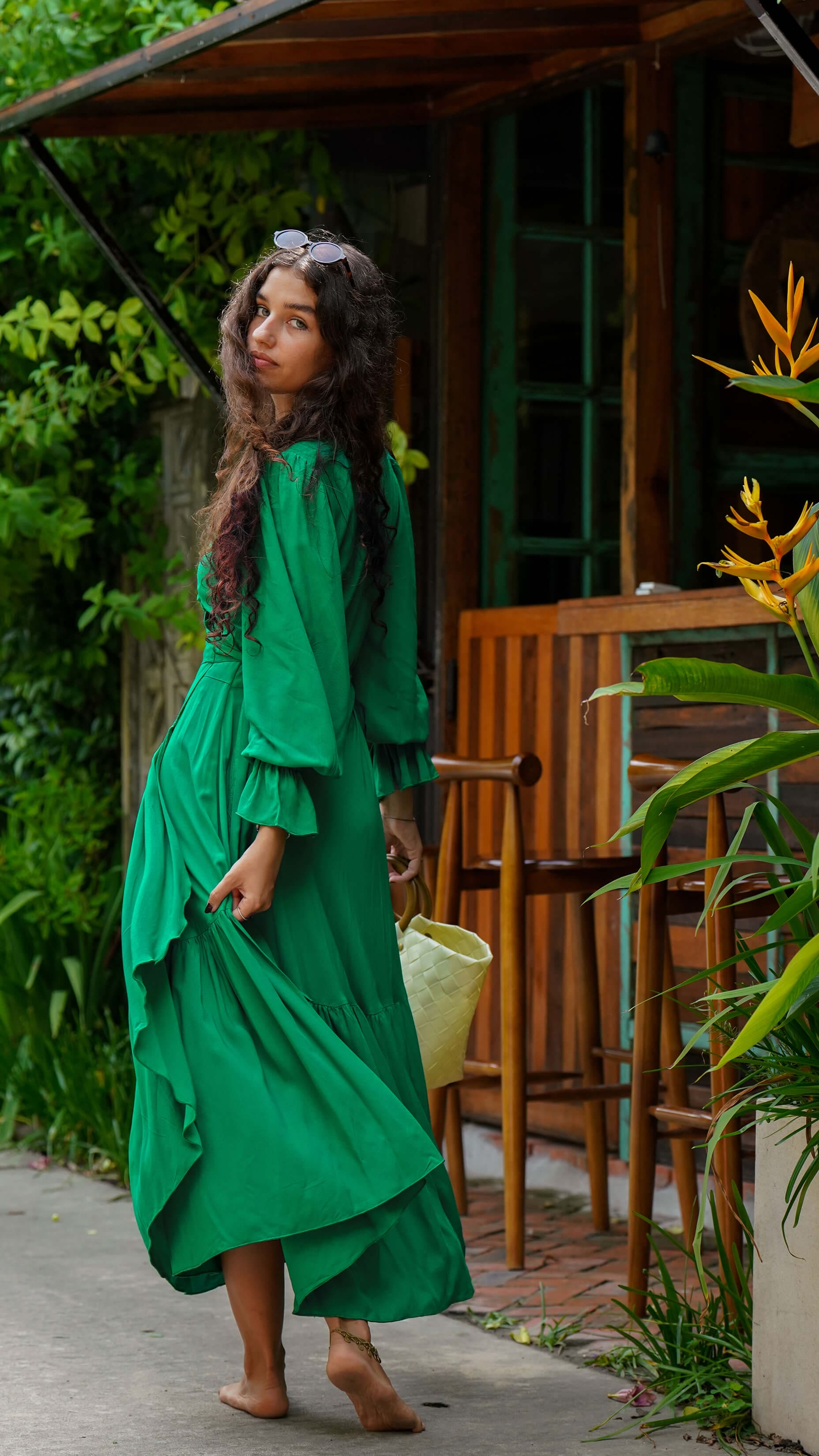 Jadegrønn ensfarget omslagskjole