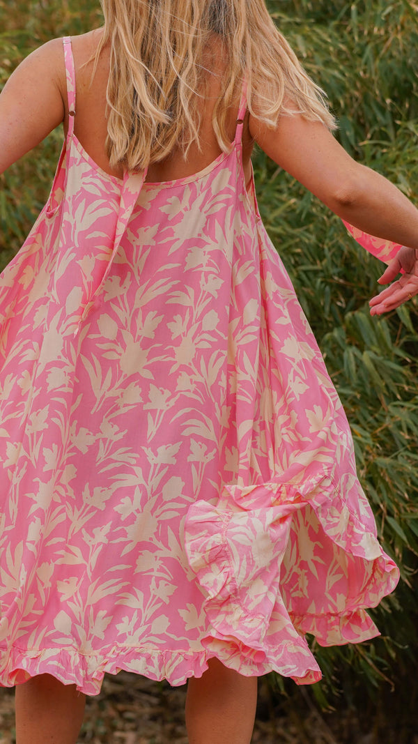 Kort rosa stroppekjole med lommer - Ranunkel sommerkjole