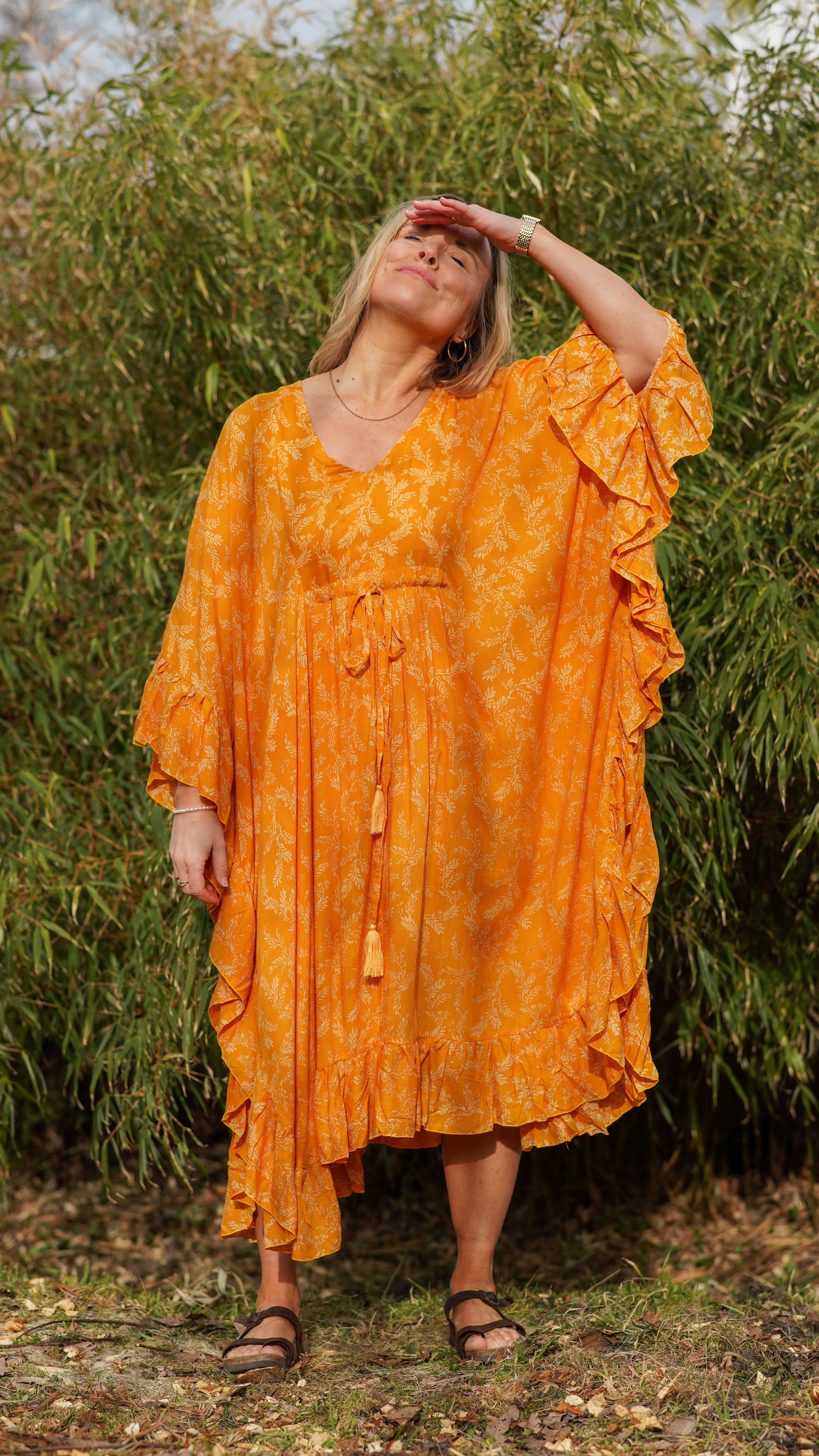 Sennepsgul sommerkjole med dusk - Lupin kaftan