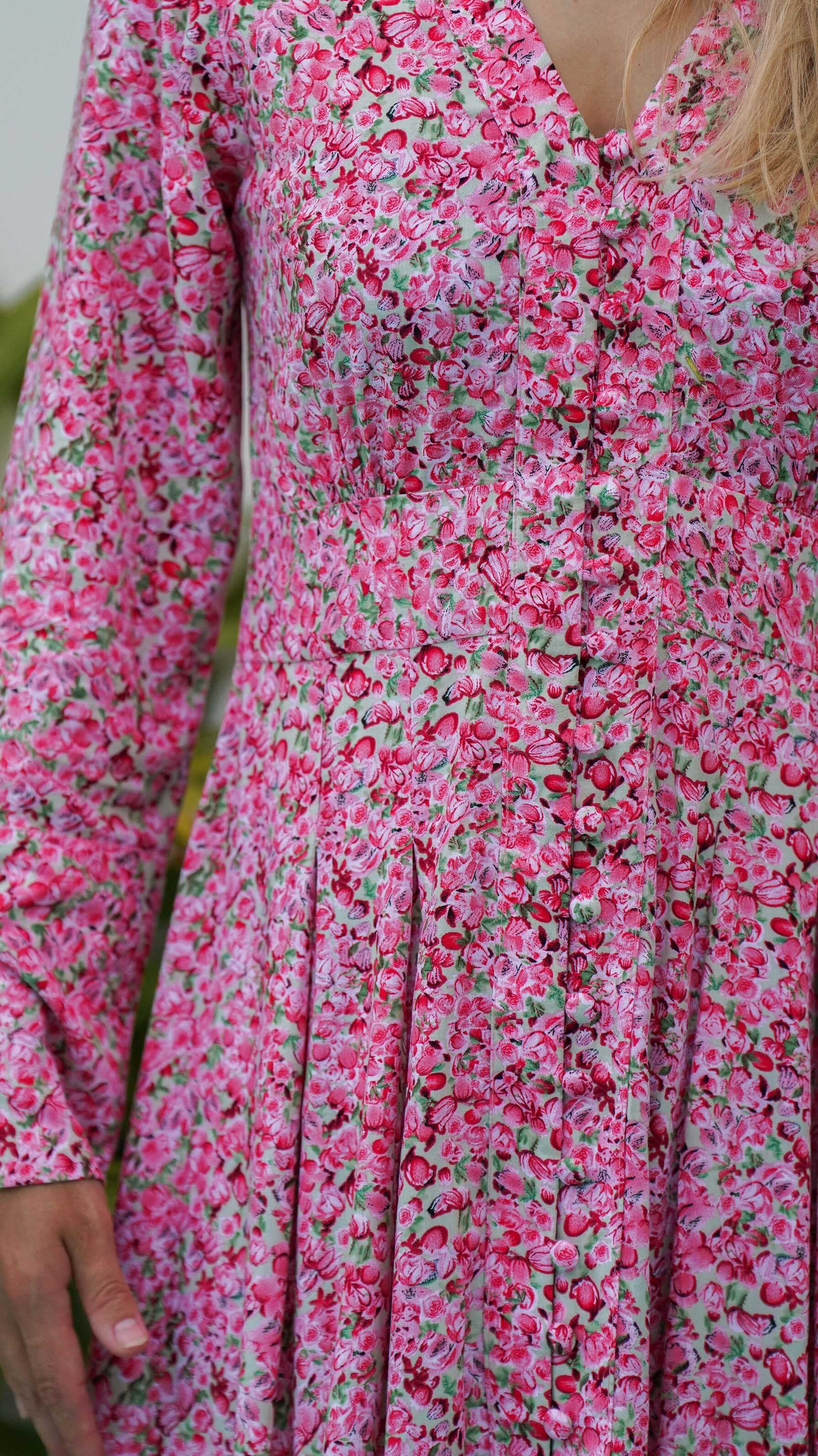 rosa kjole med lange ermer