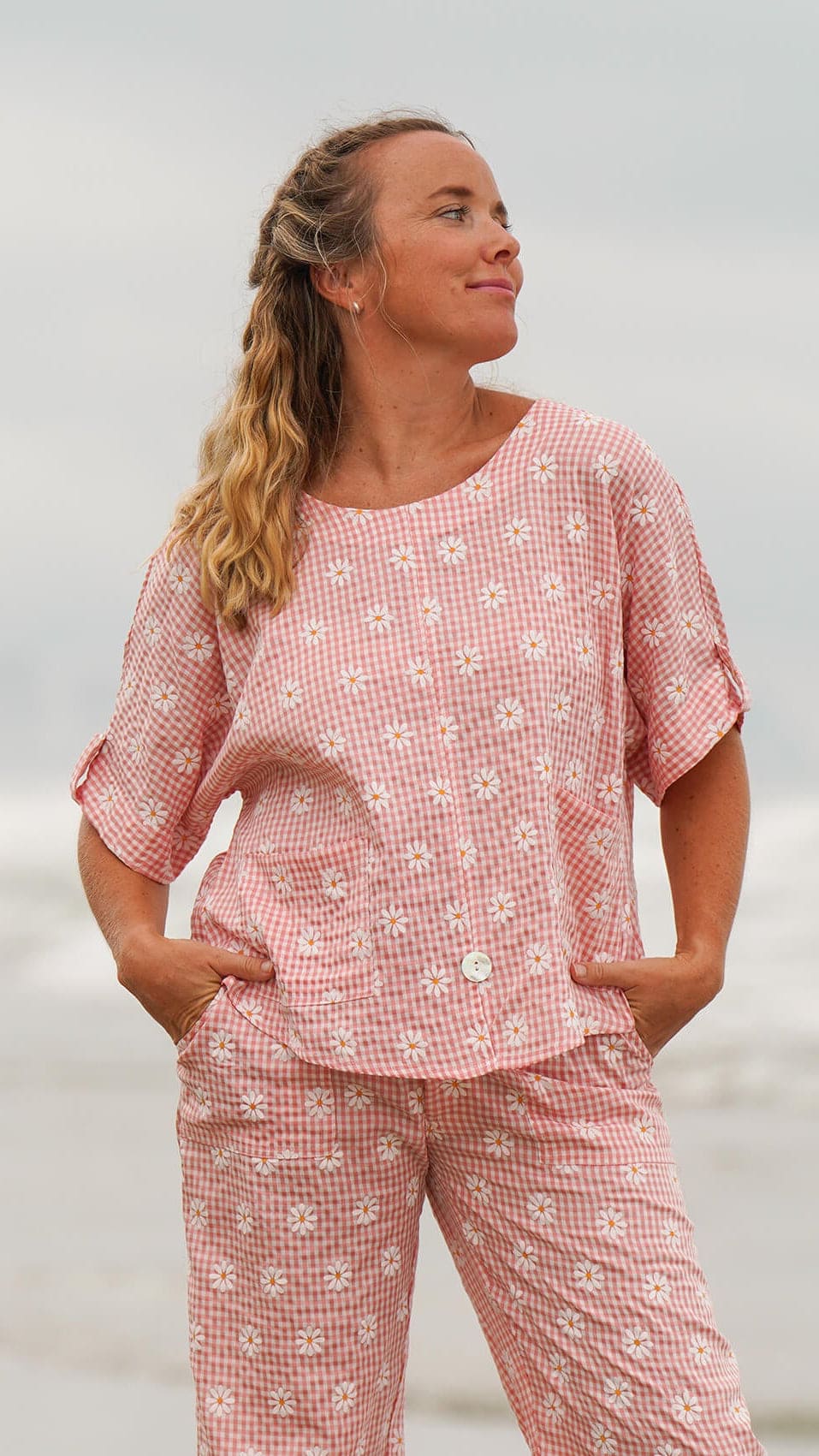 Rutete rosa og hvit topp