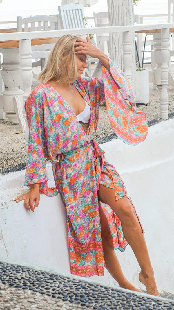 kimono med retro blomstermønster